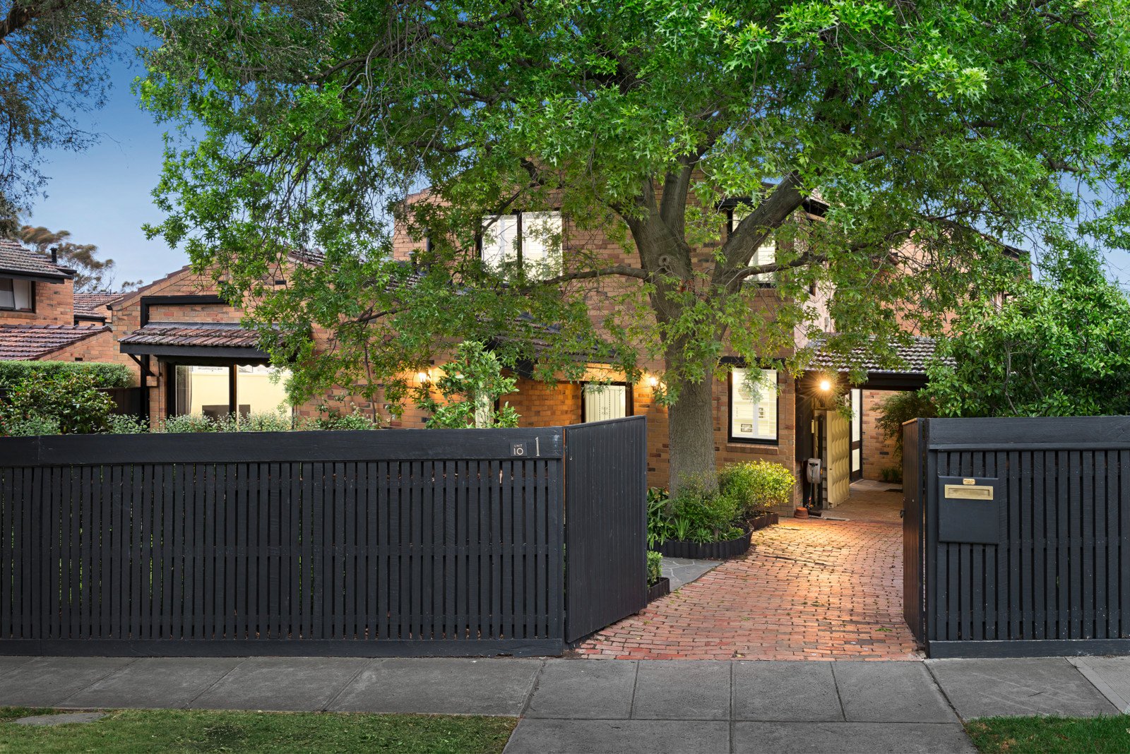 10/1 Monaro Road, Kooyong image 2