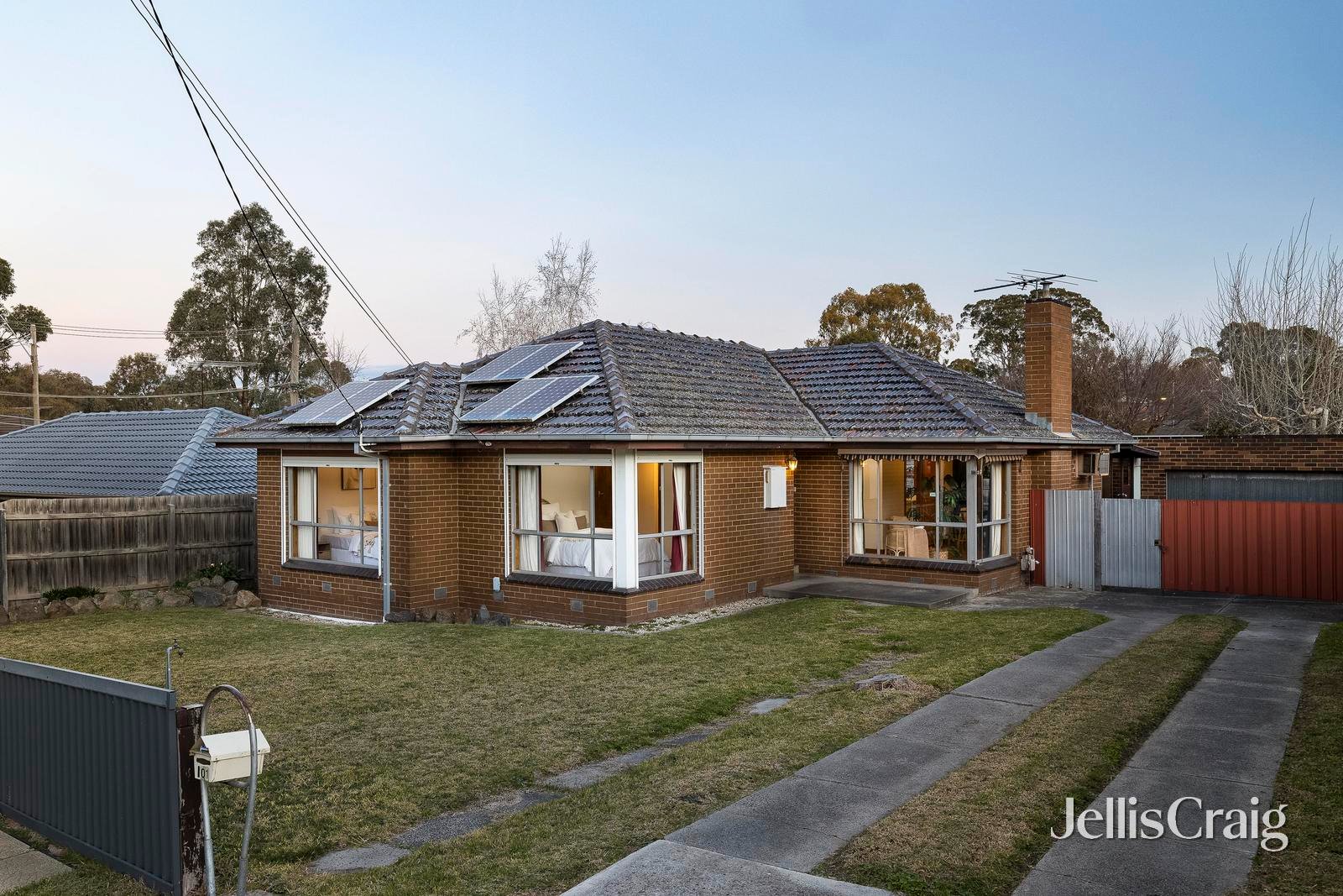 101 Nell Street, Greensborough image 1