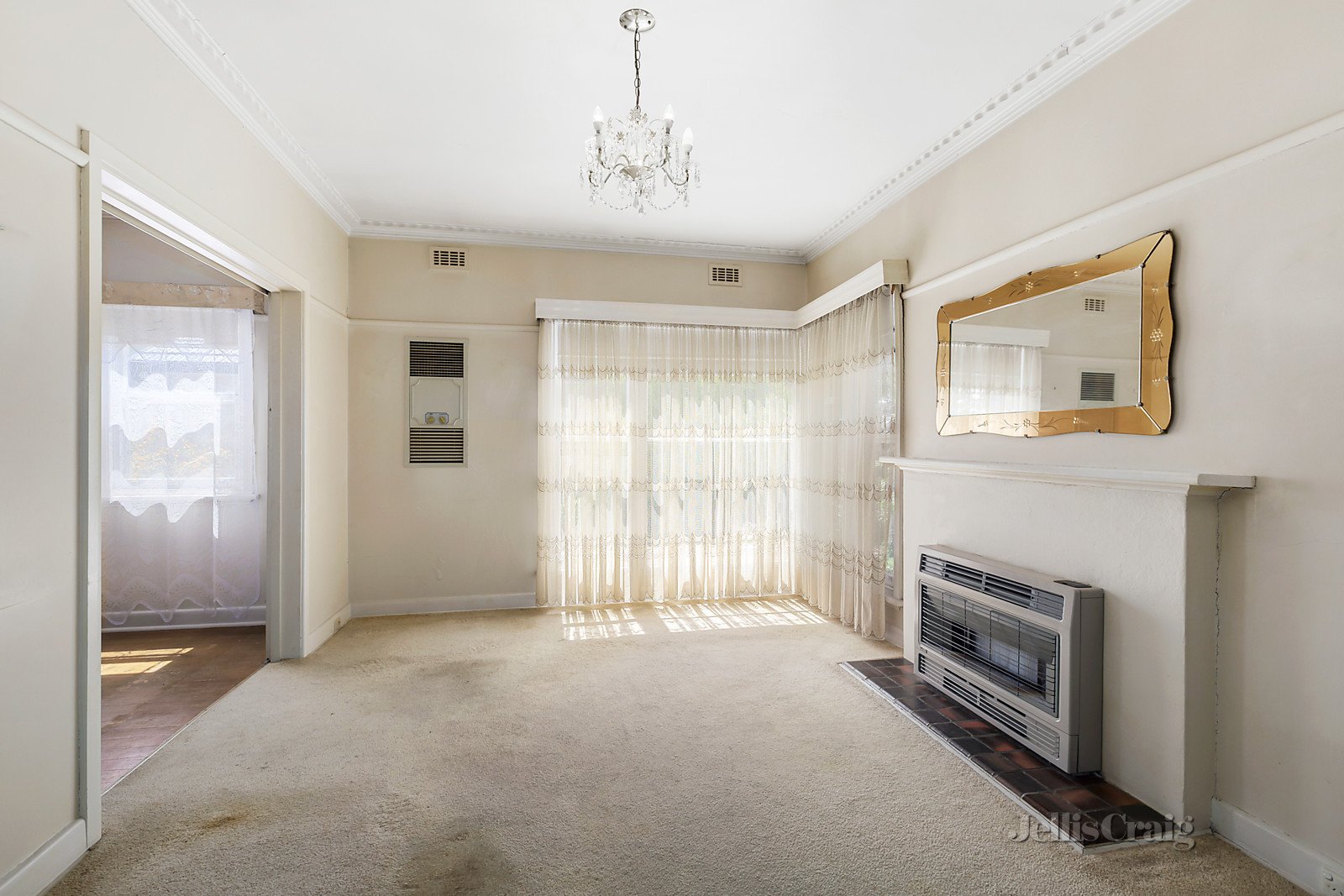 101 Tucker Road, Bentleigh image 3