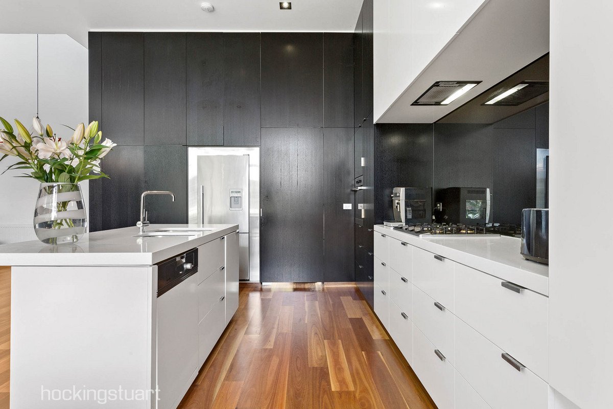 101 Wellington Street, Kew image 4