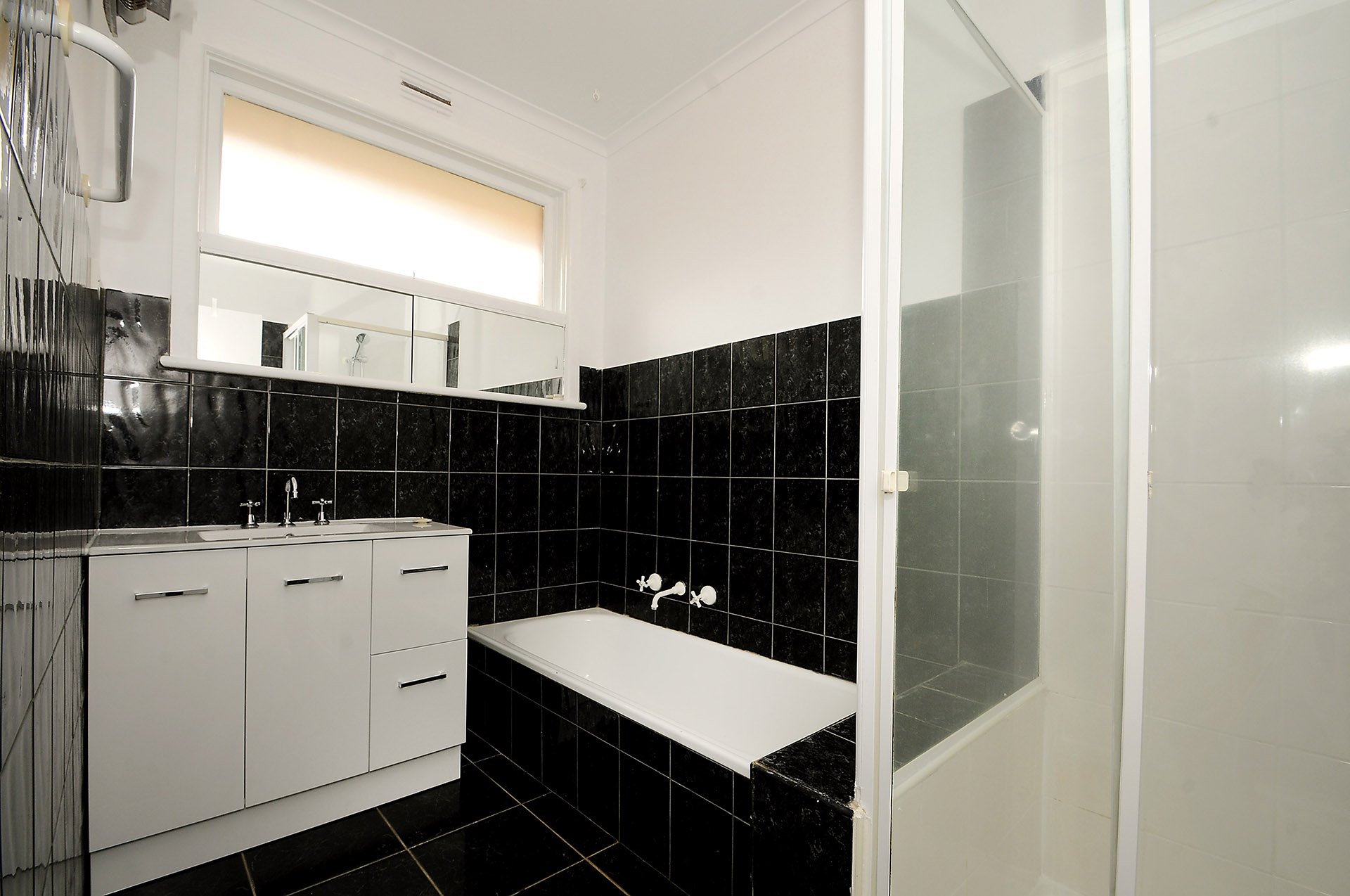 101 Whites Lane, Glen&nbsp;Waverley image 5