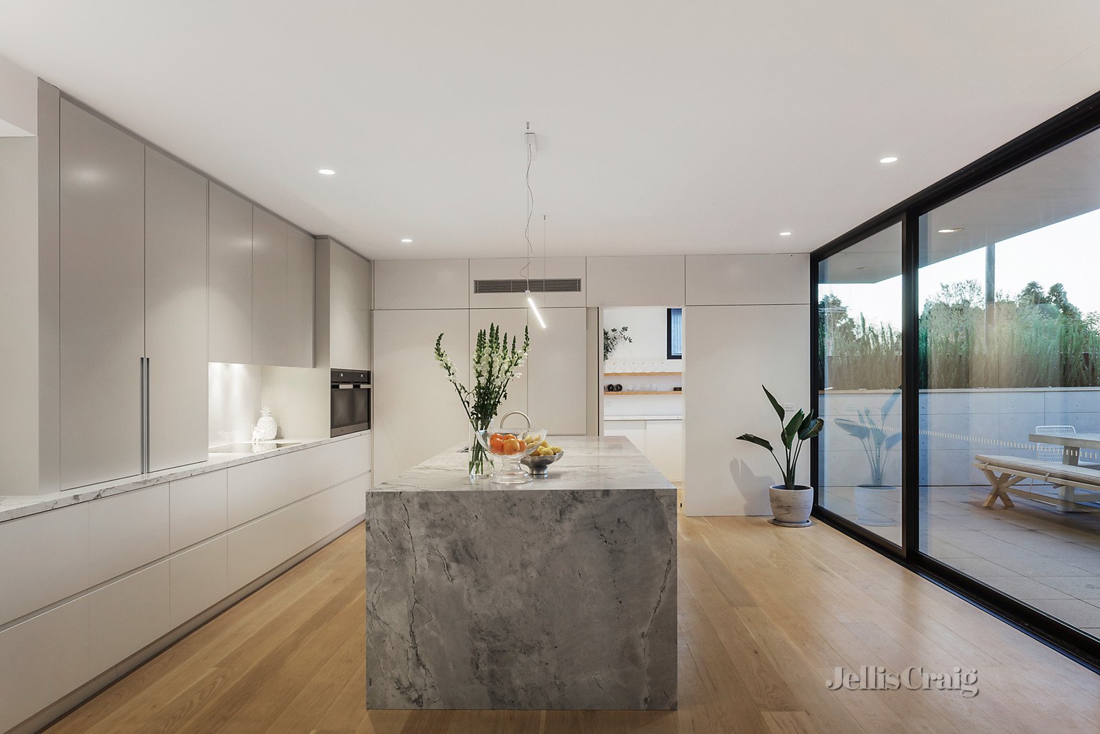 101 Williams Road, Prahran image 3