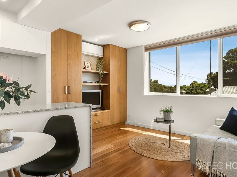 10/10 Mountain Street, South&nbsp;Melbourne image 2