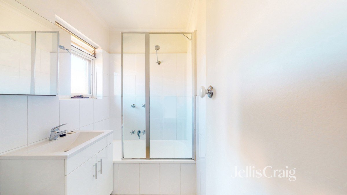 10/100 Claremont Avenue, Malvern image 5