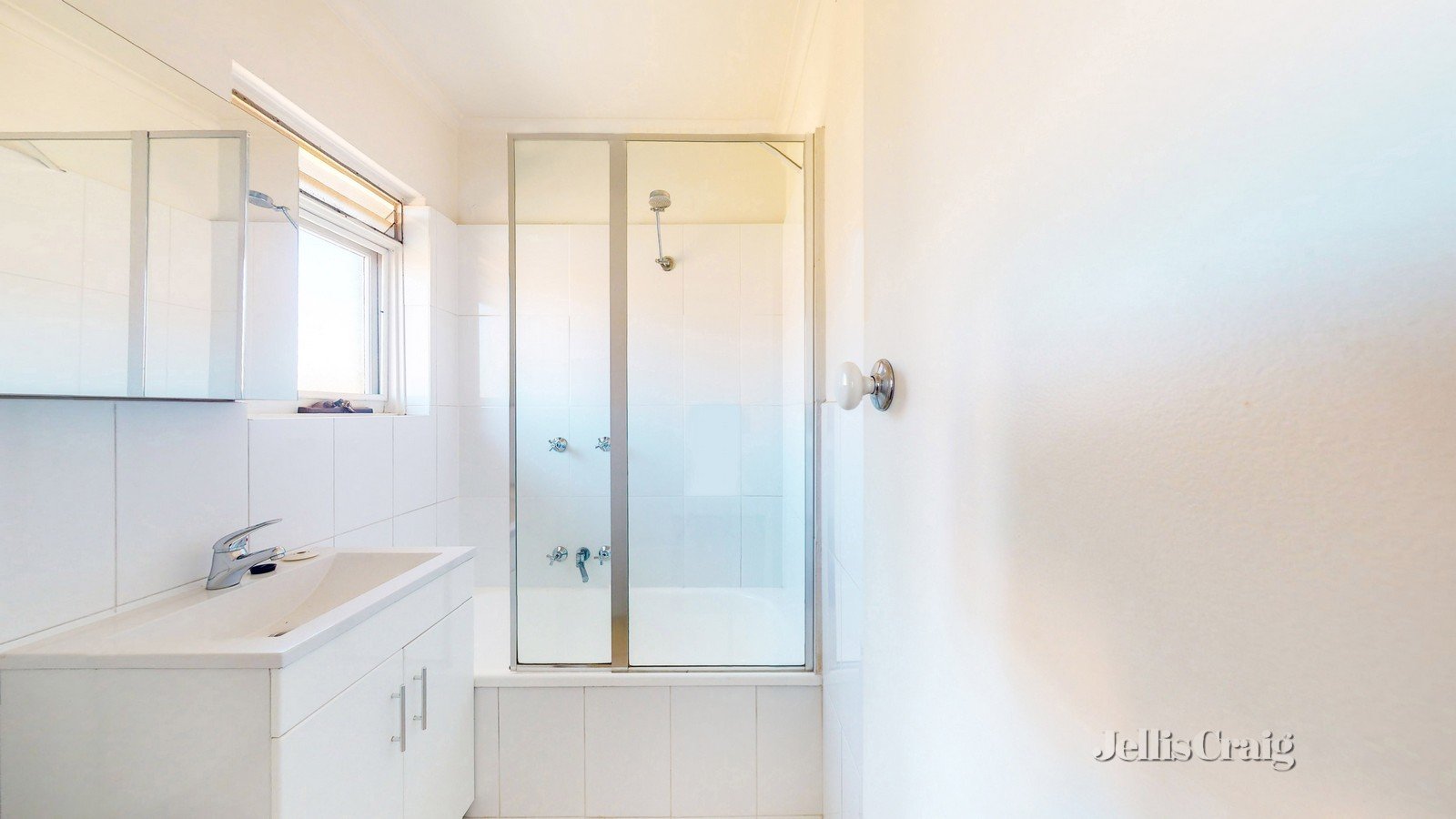 10/100 Claremont Avenue, Malvern image 5