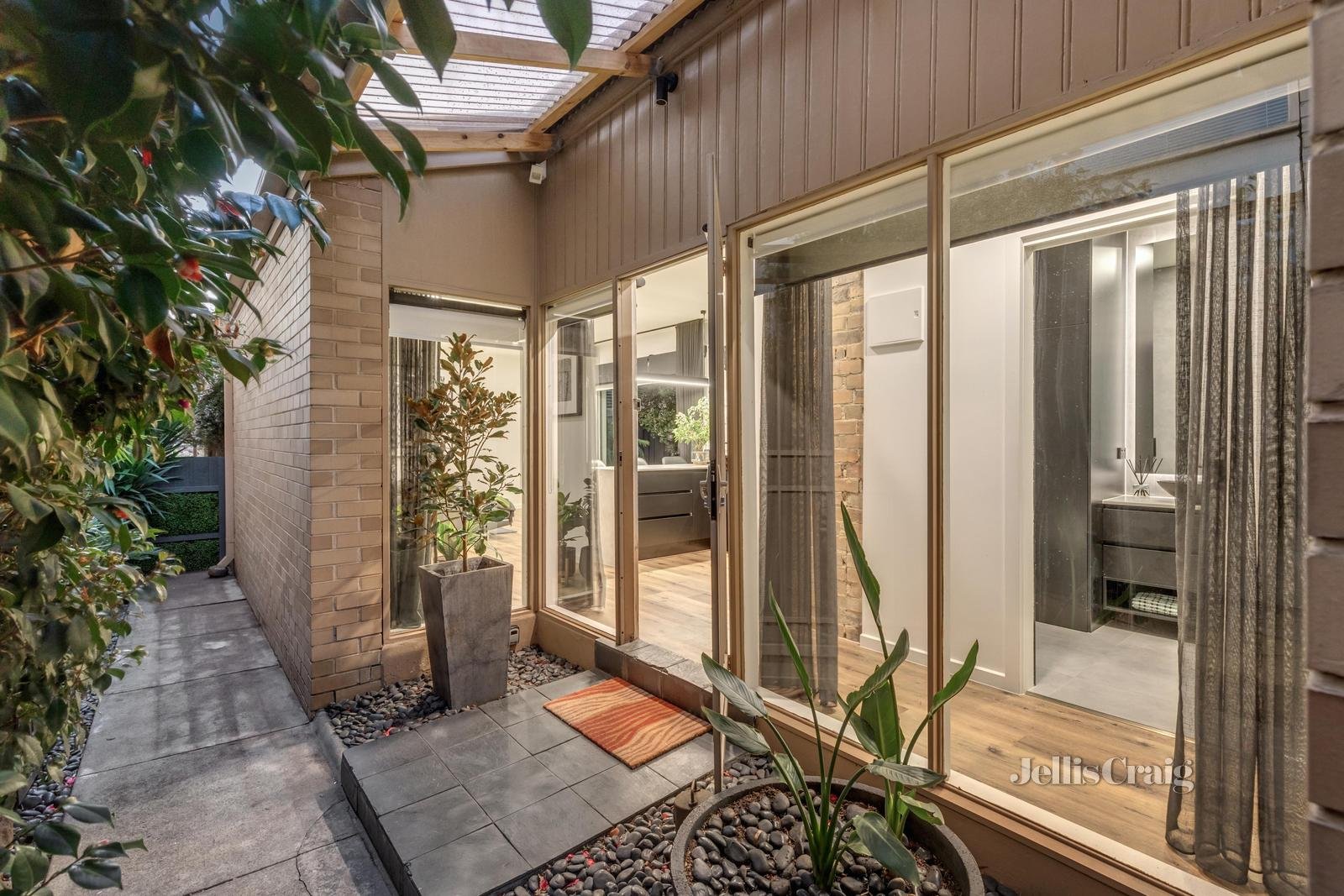 10/100 St Elmo Road, Ivanhoe image 12