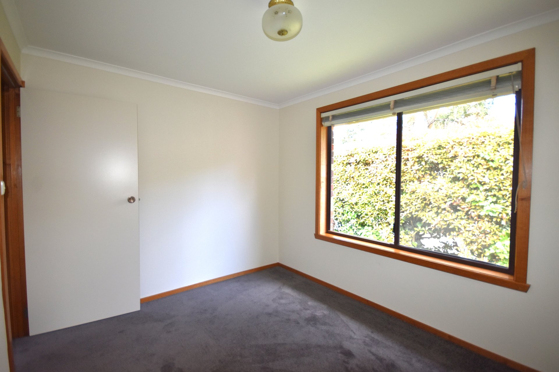 10/104 Sherlock Road, Mooroolbark image 7