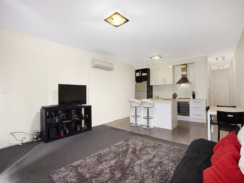 10/107 Riversdale Road, Hawthorn image 2