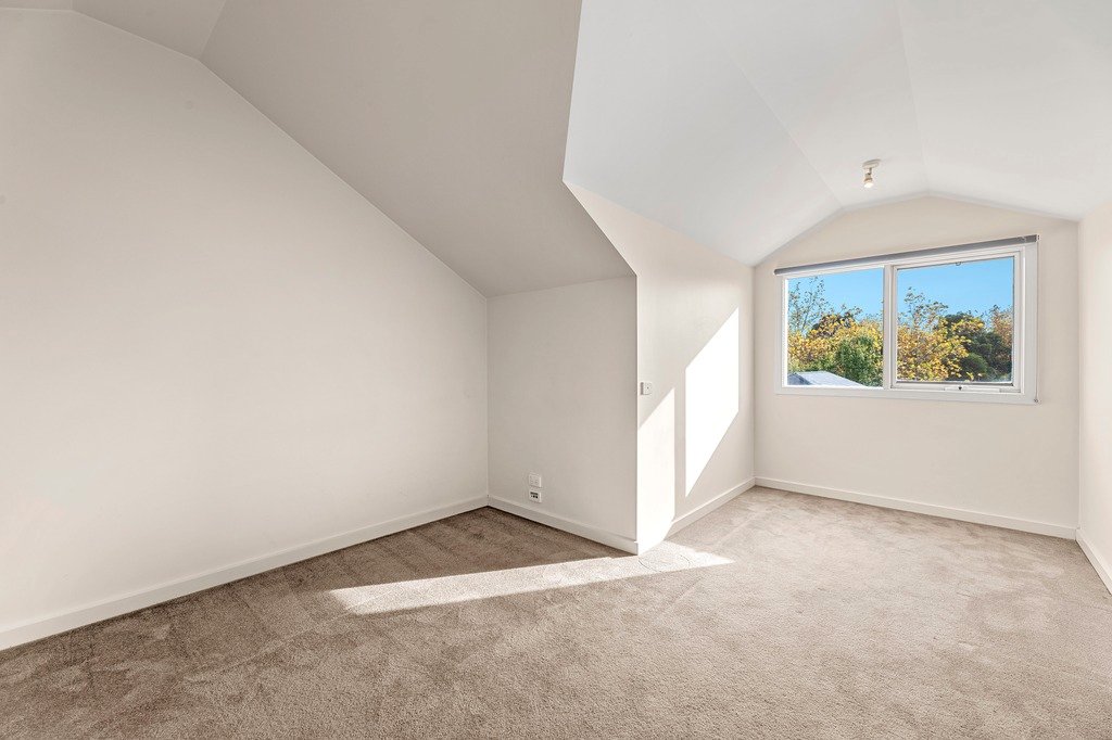 10/1082-1086 Whitehorse Road, Box&nbsp;Hill image 4