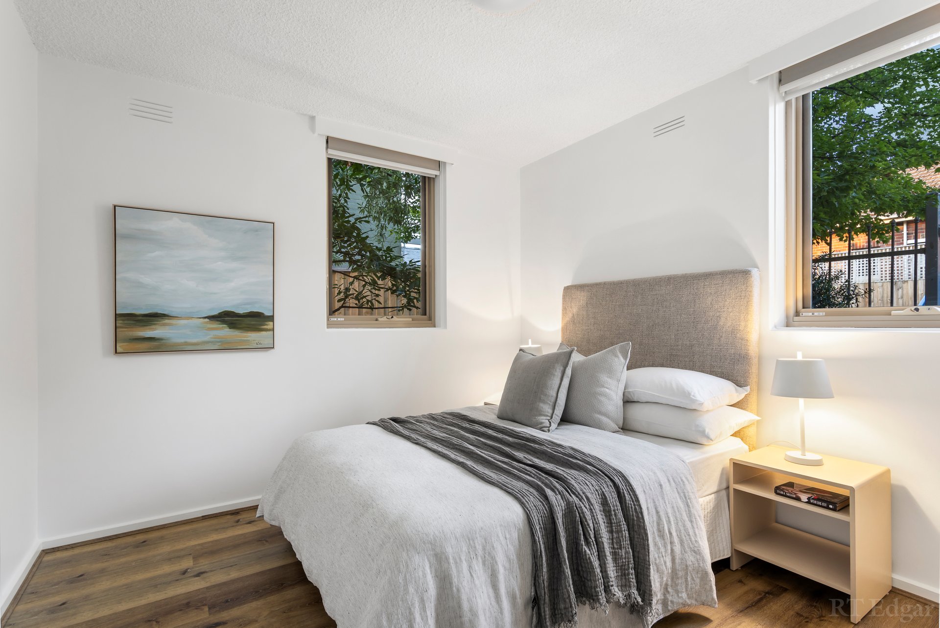 Property Gallery Thumbnail 8