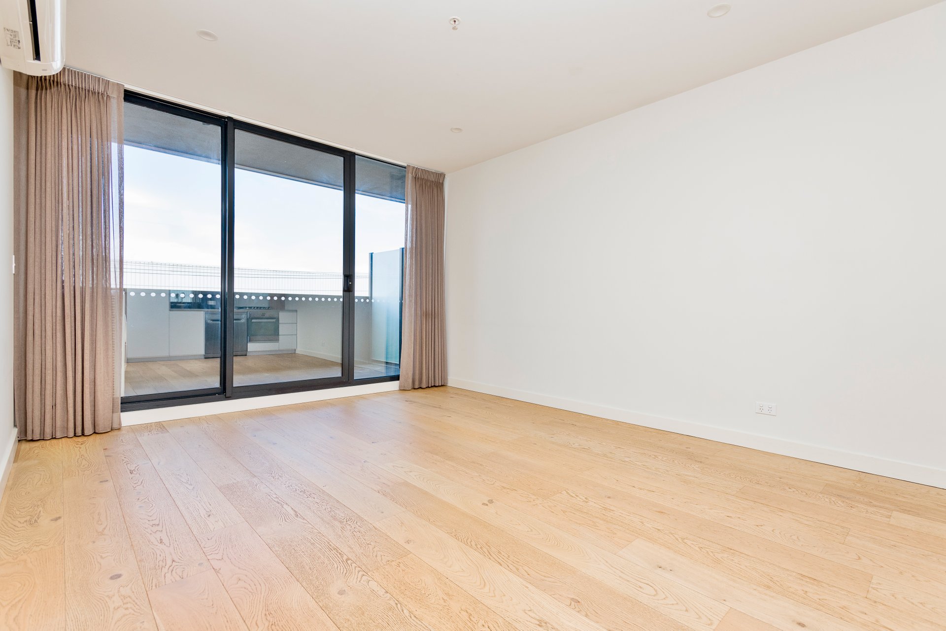 101/1 Langs Road, Ascot Vale image 4