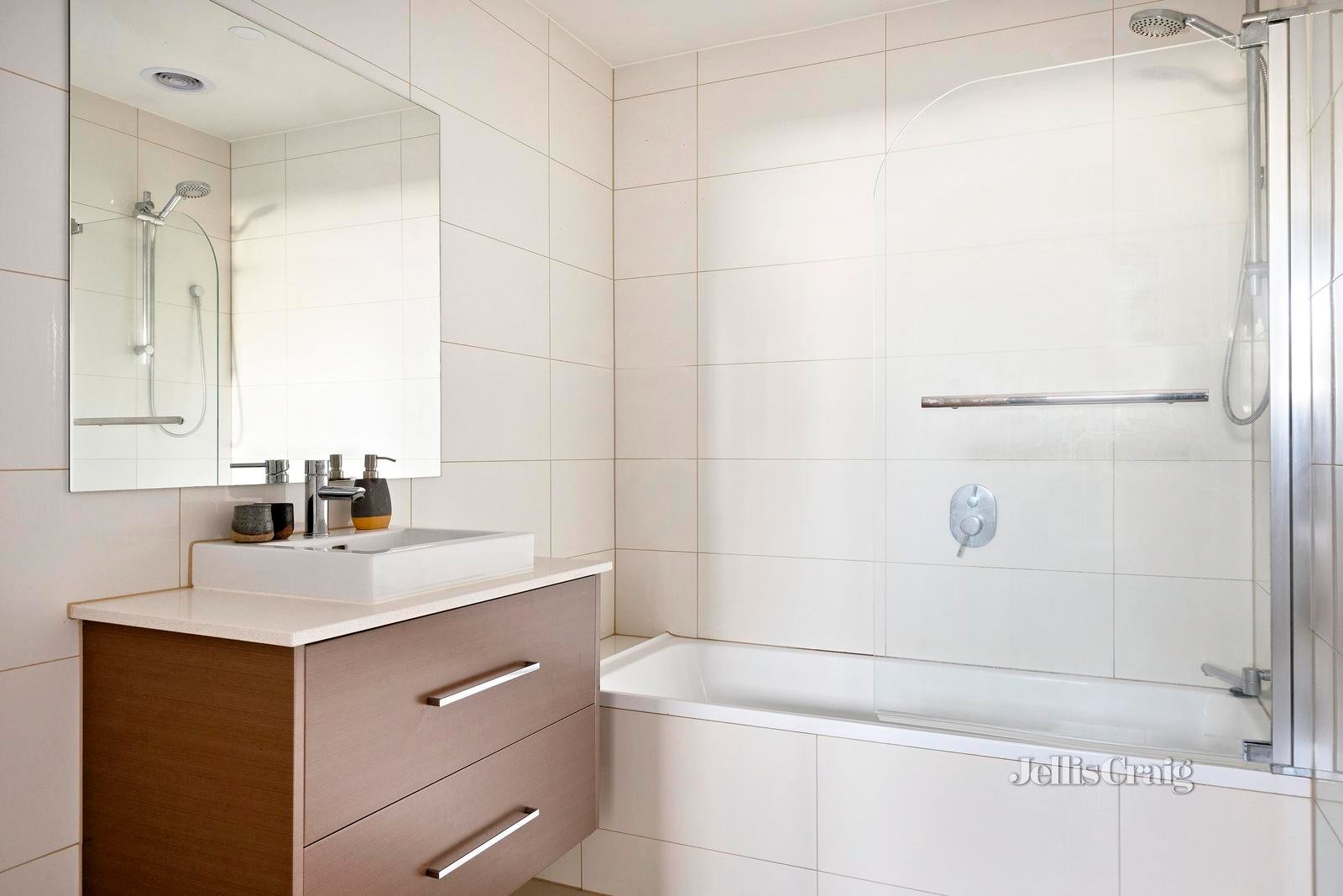 101/1 Munro Street, Ascot Vale image 6