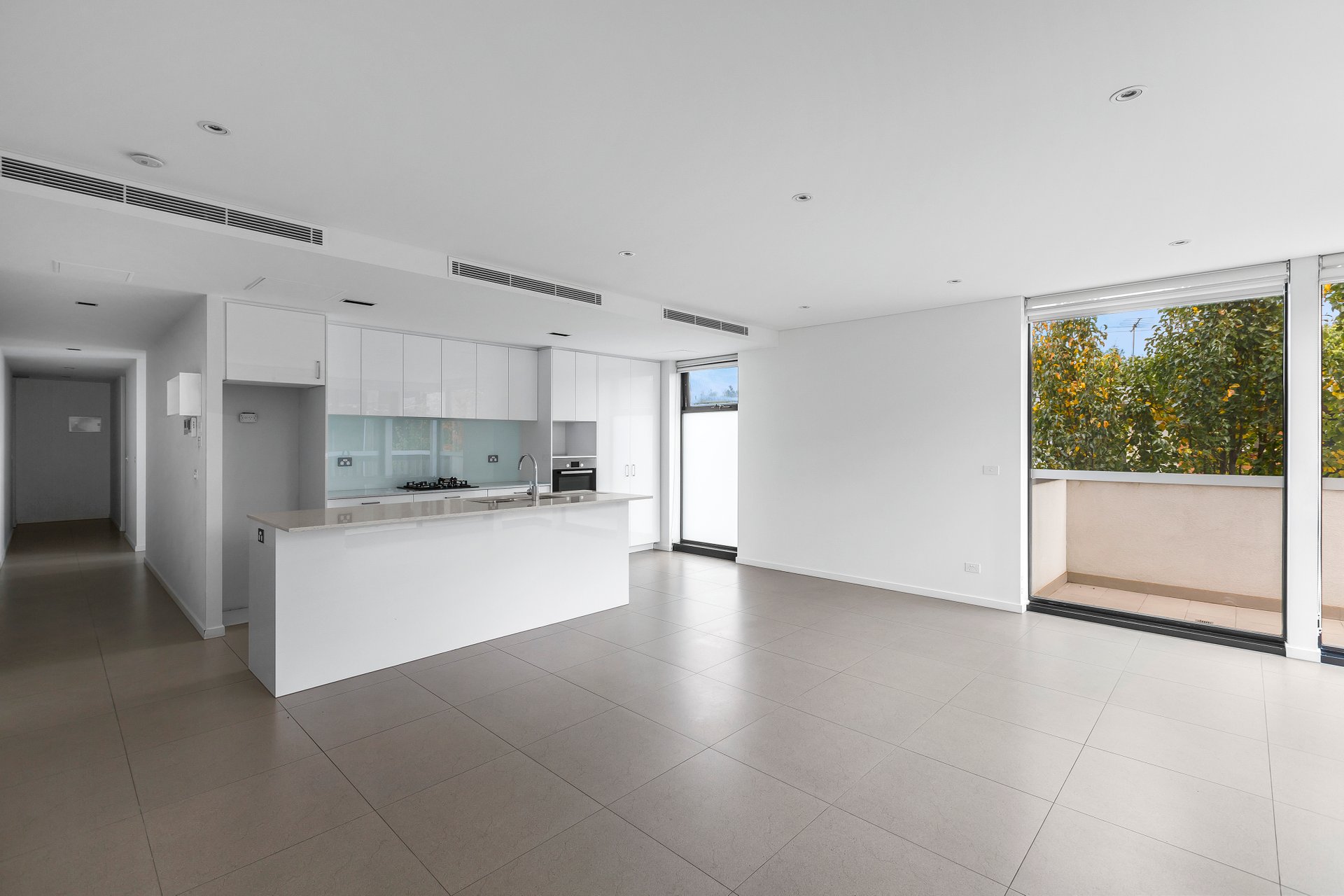Property Gallery Thumbnail 3