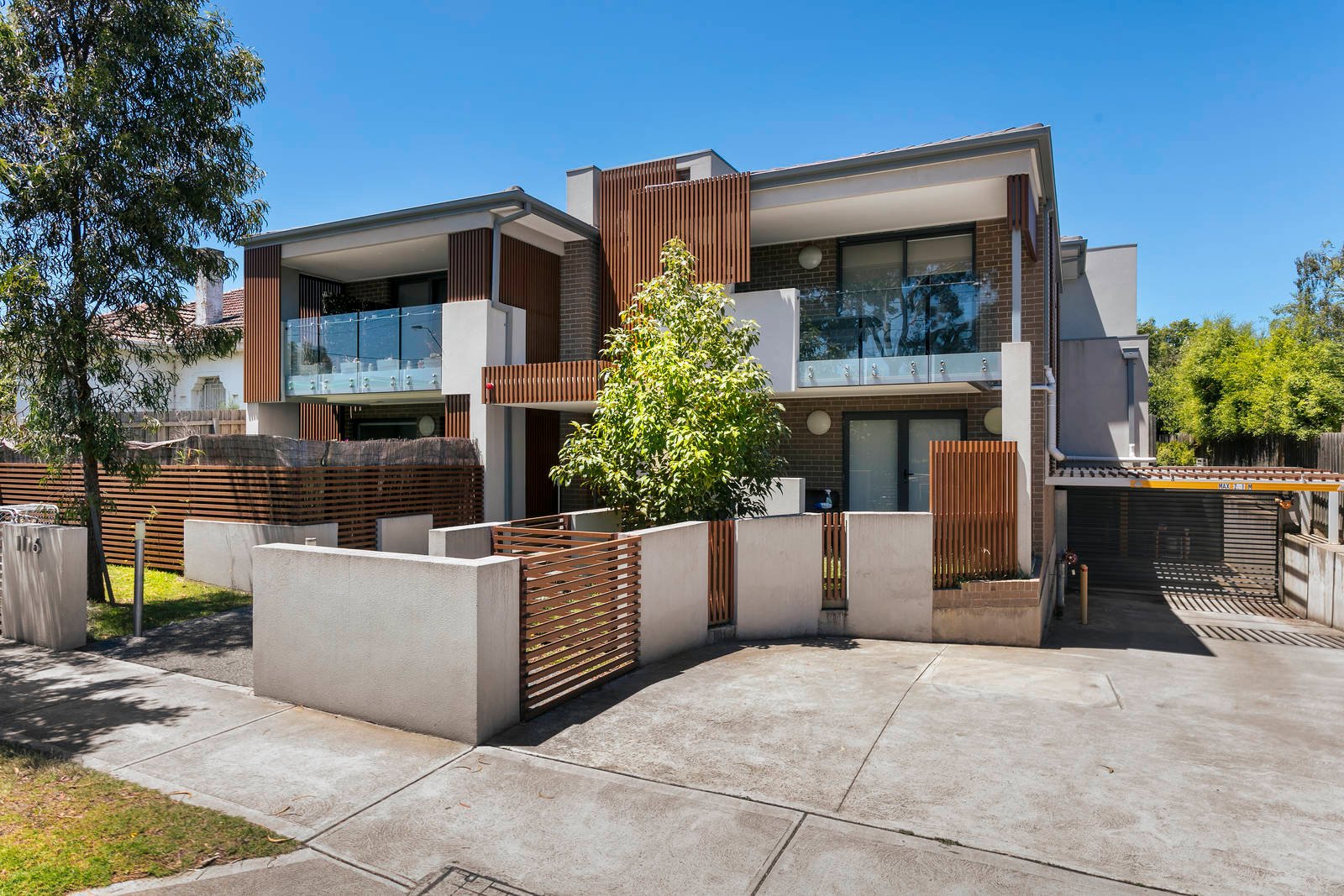 Property Gallery - Main Image