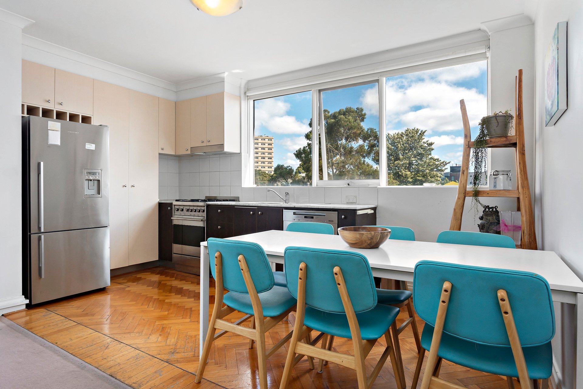 Property Gallery Thumbnail 5