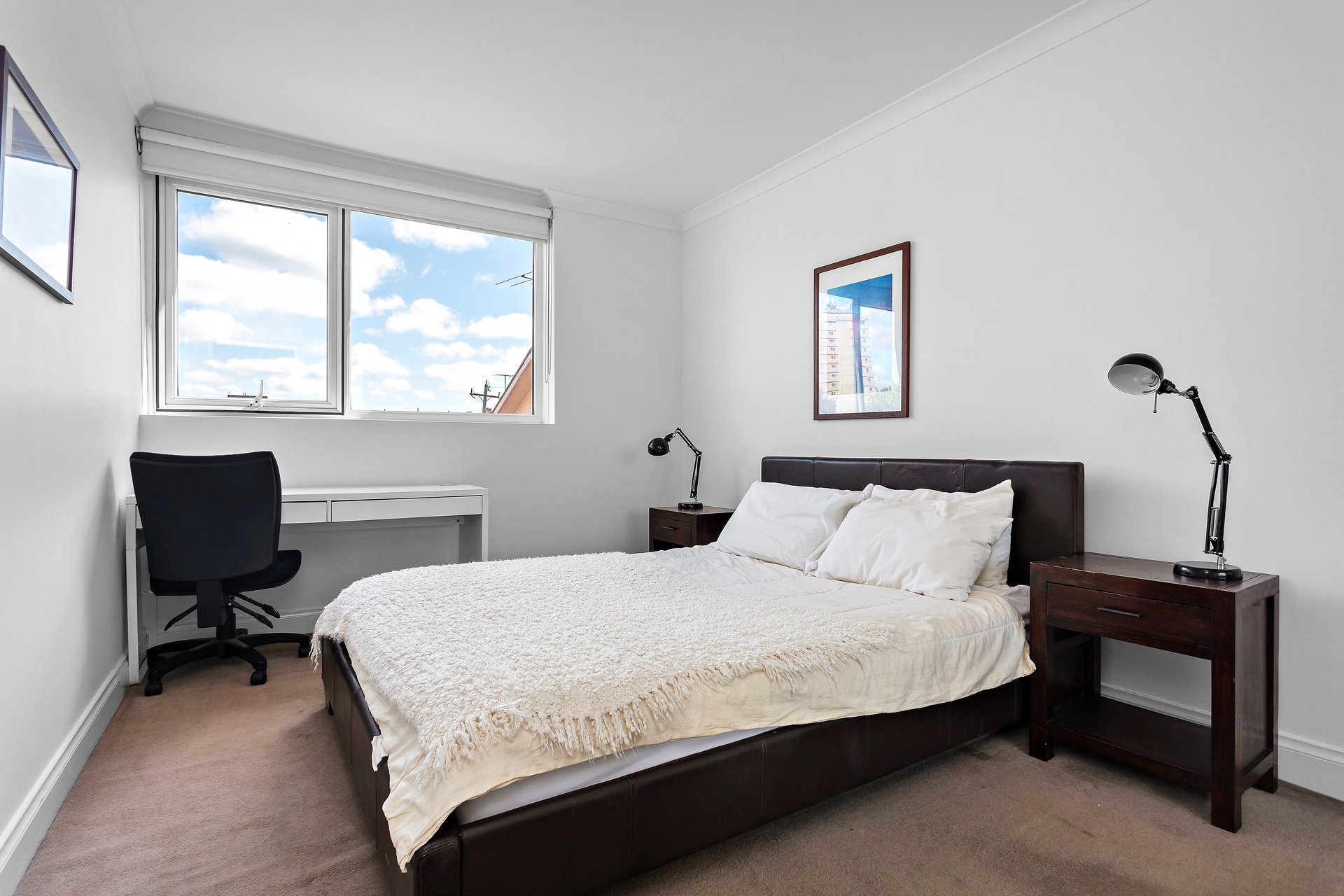 Property Gallery Thumbnail 8
