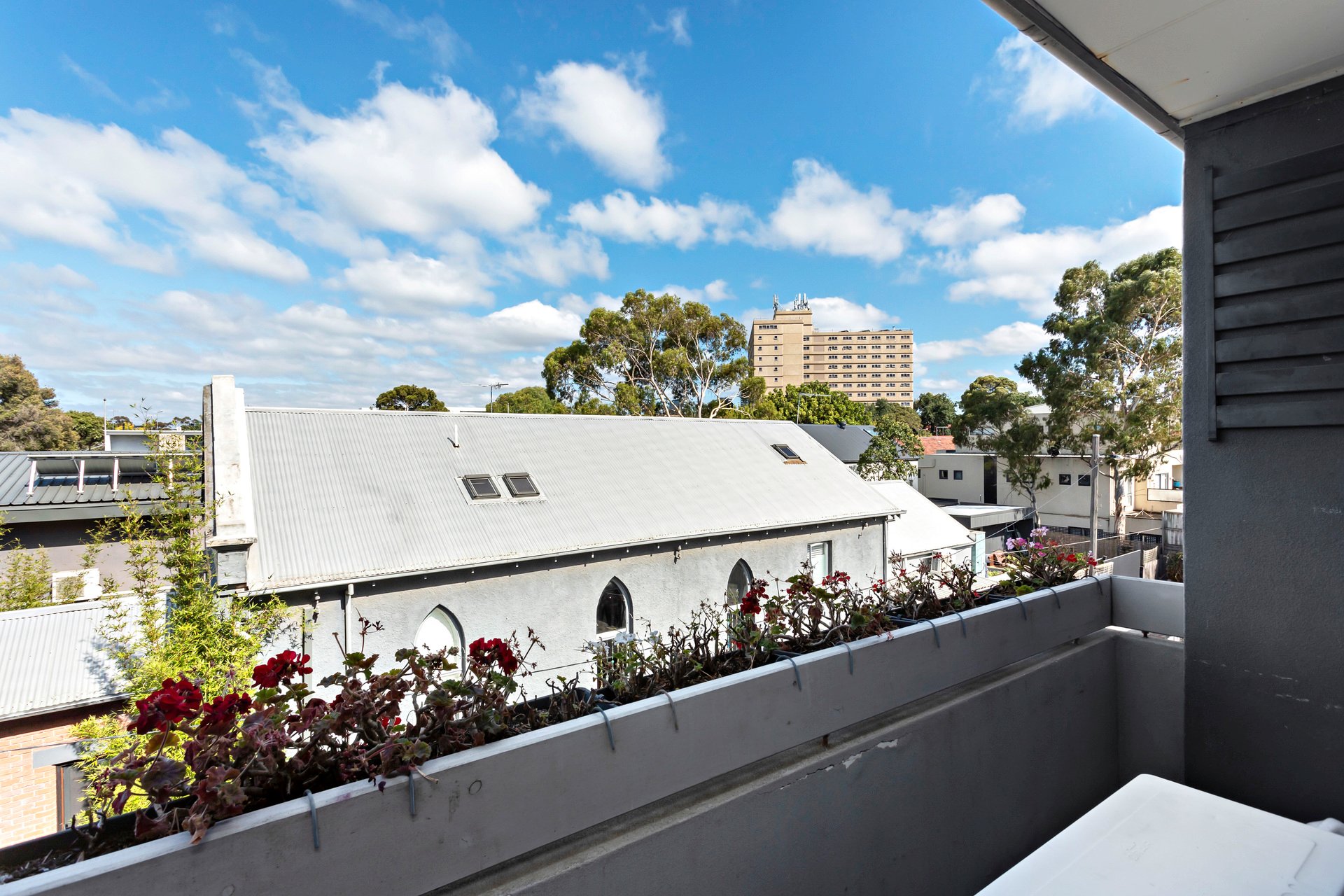 Property Gallery Thumbnail 10