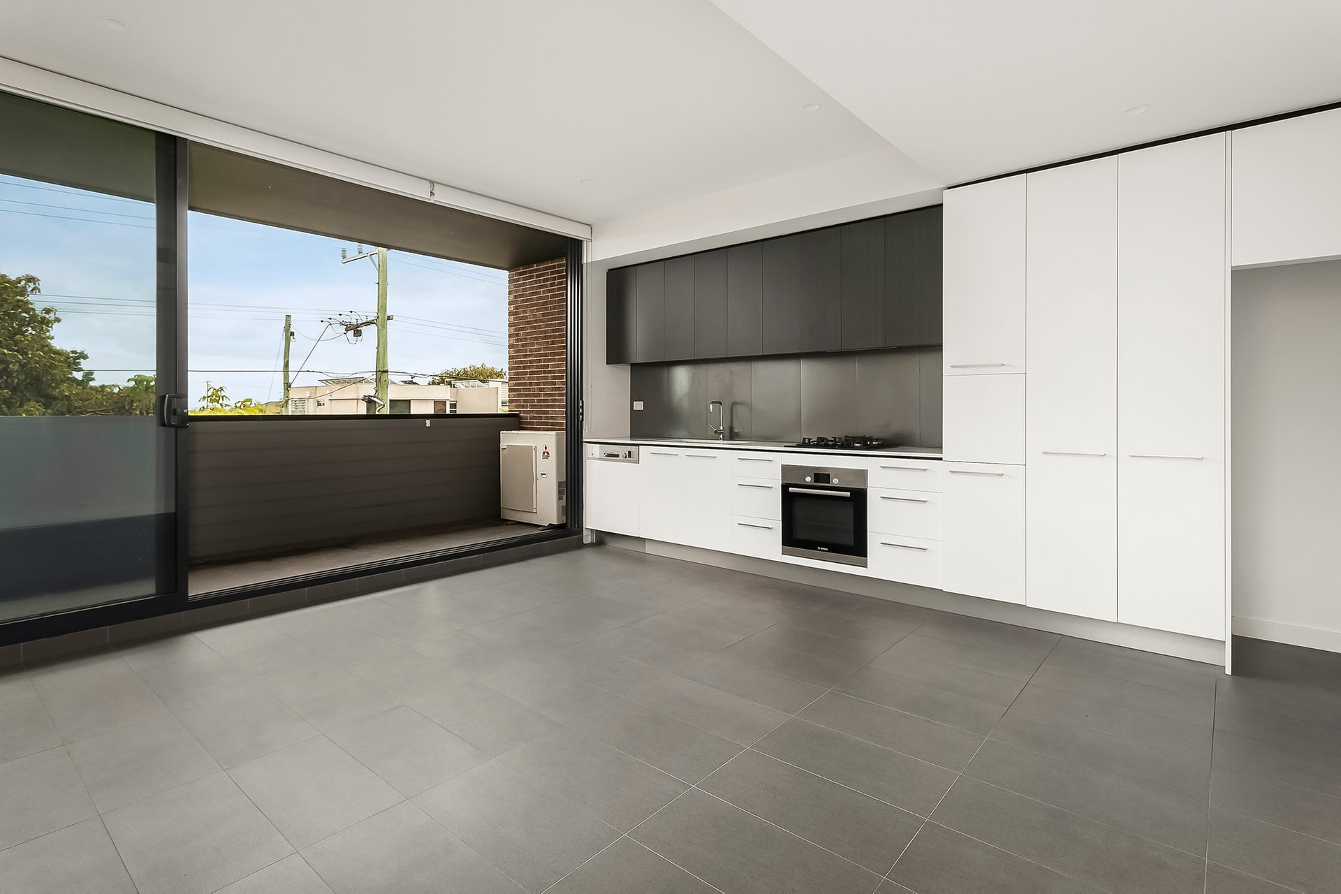 Property Gallery Thumbnail 2