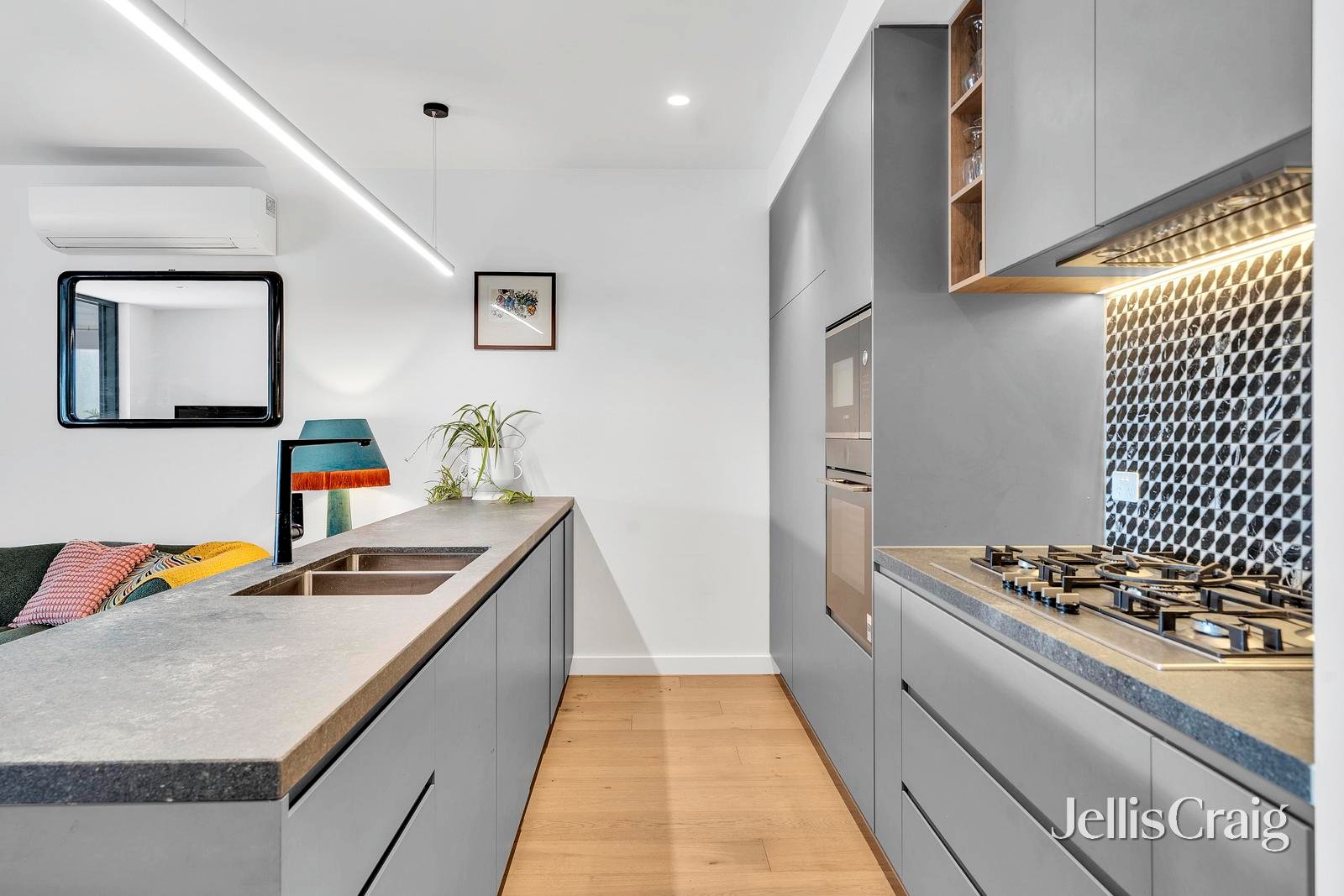 101/15 Union Street, Brunswick image 2