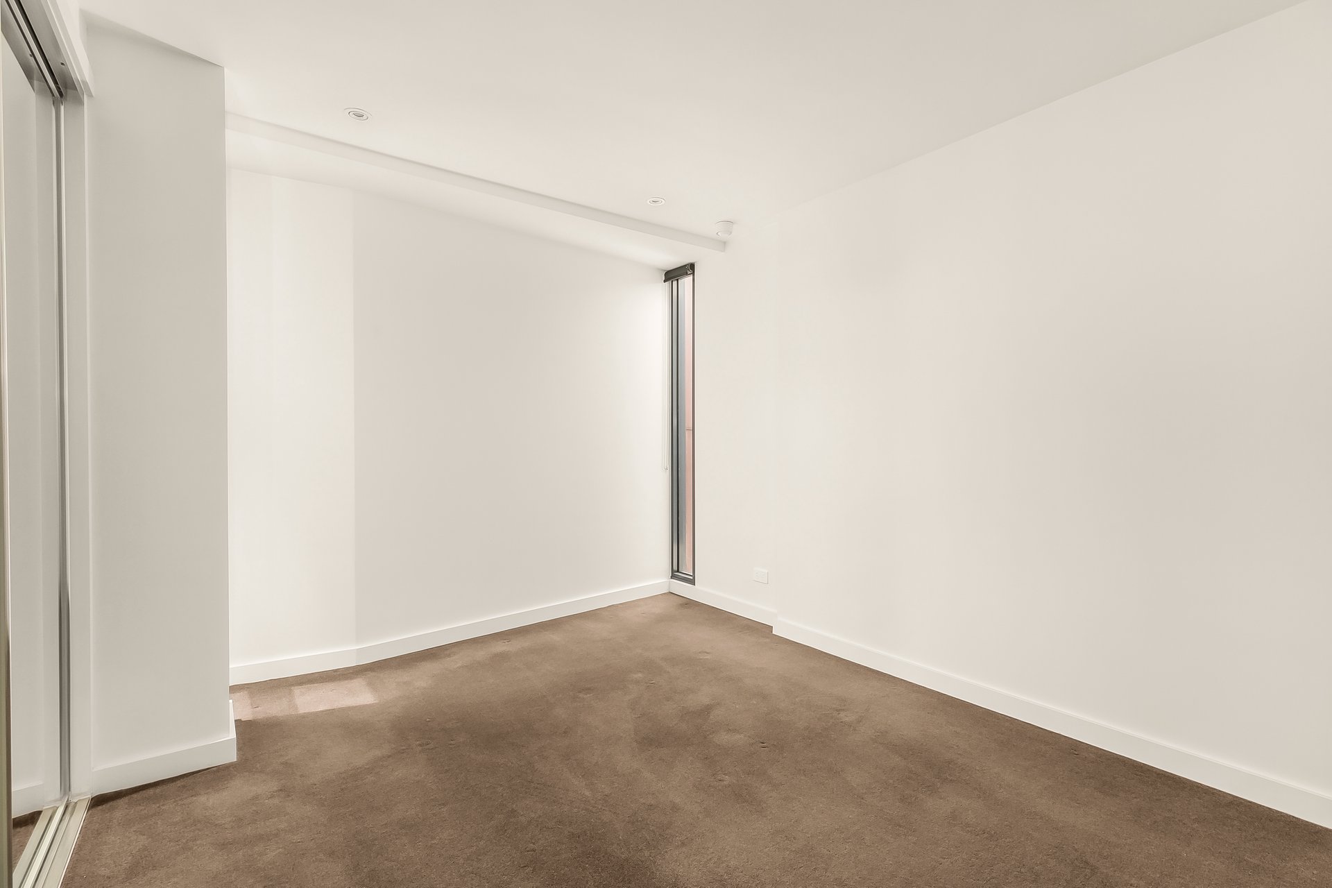 Property Gallery Thumbnail 4