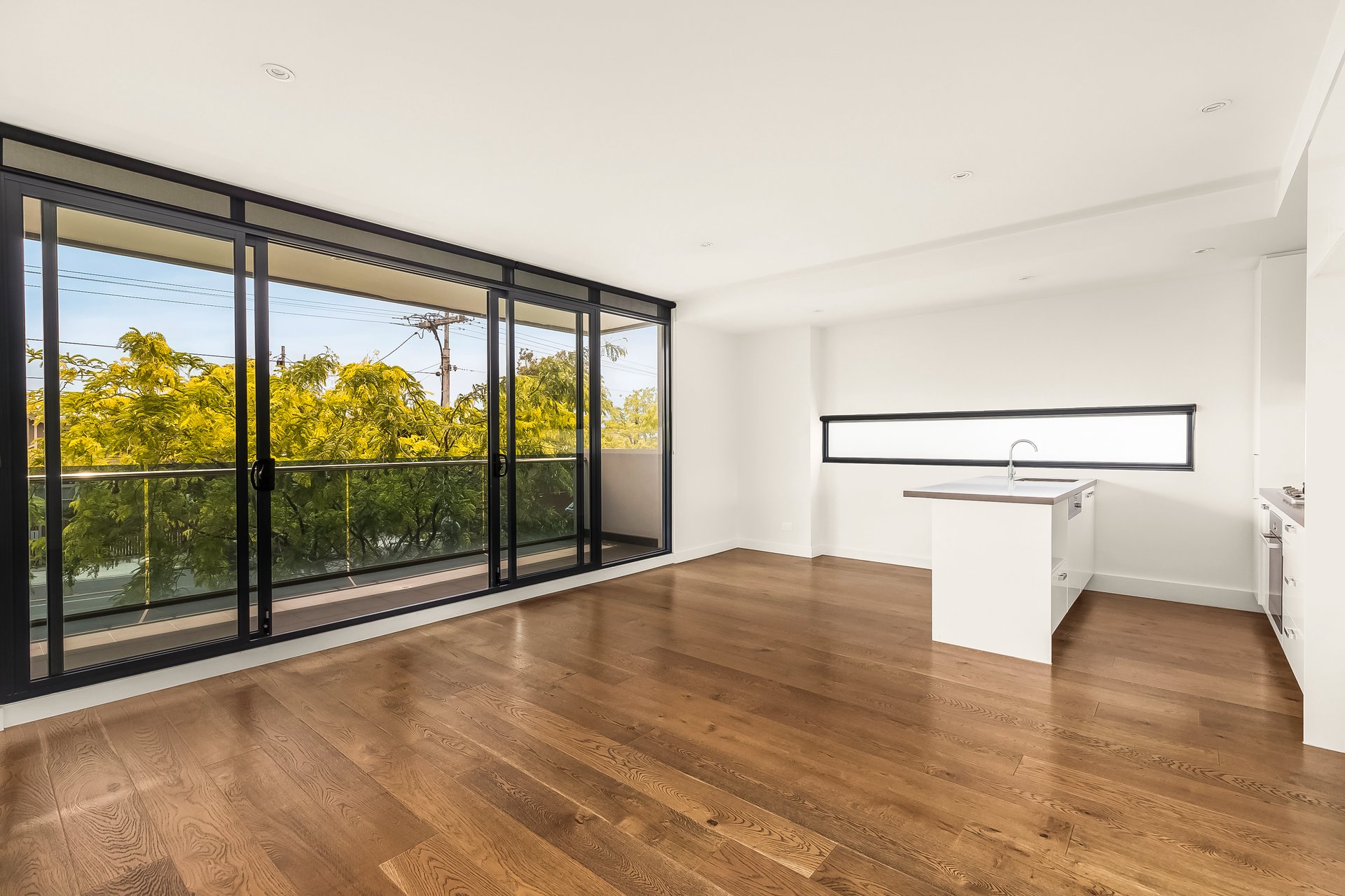 Property Gallery - Main Image