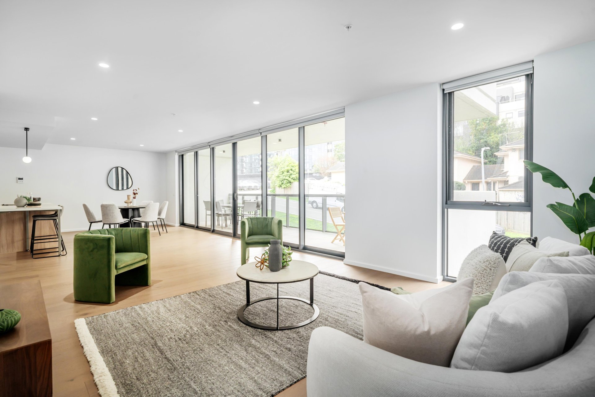 101/16 Clay Drive, Doncaster image 2