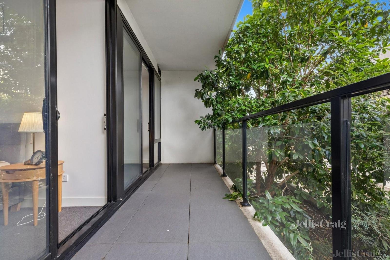 101/1A Campbell Grove, Northcote image 5