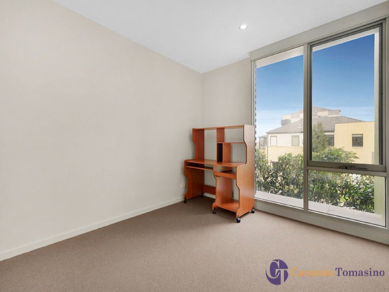 101/2 La Scala Avenue, Maribyrnong image 6