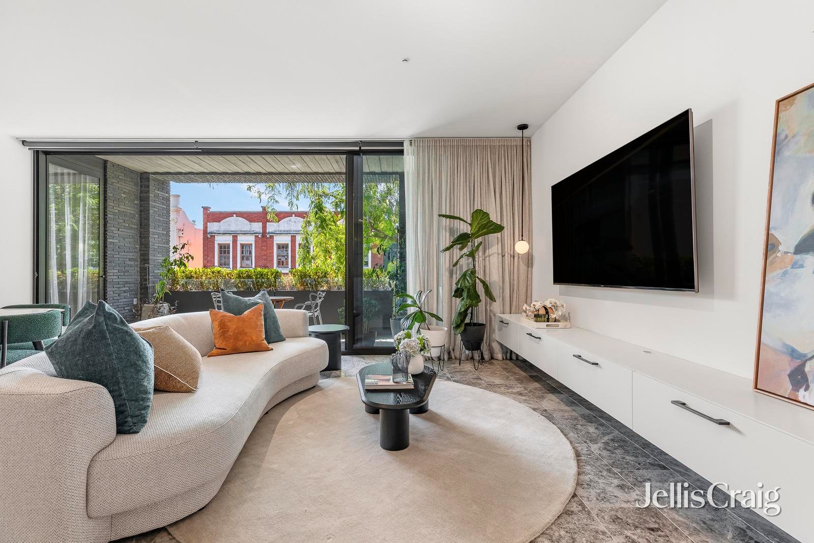 101/2 Pine Avenue, Elwood image 8