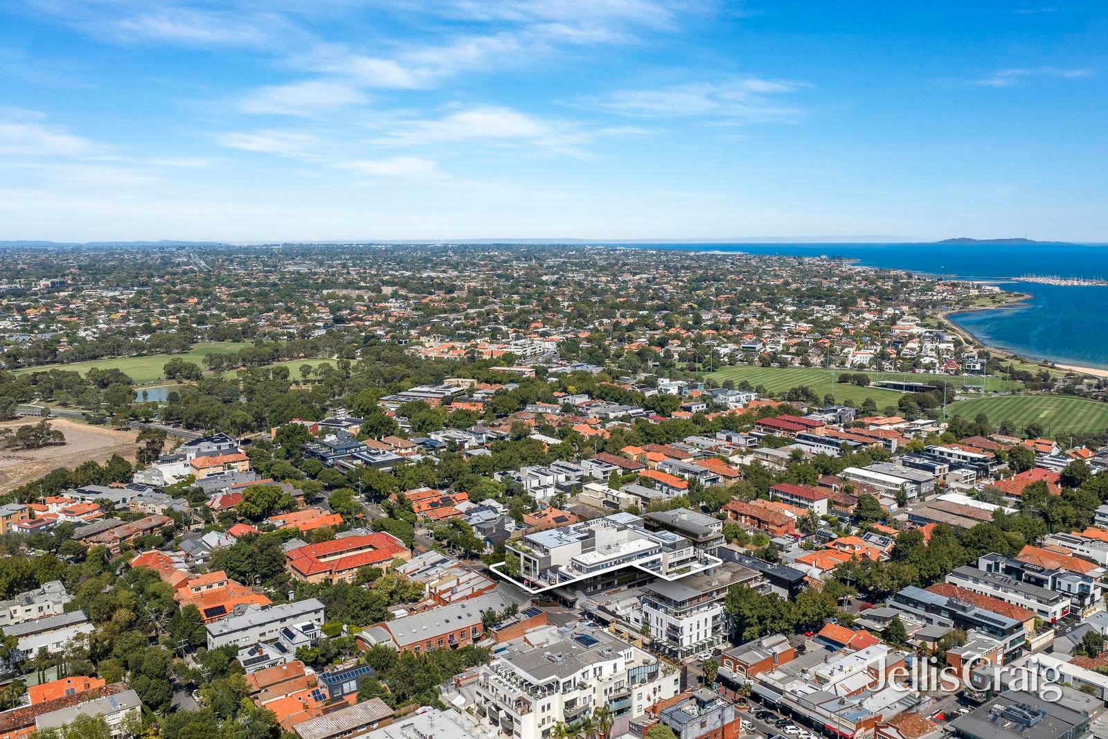 101/2 Pine Avenue, Elwood image 12