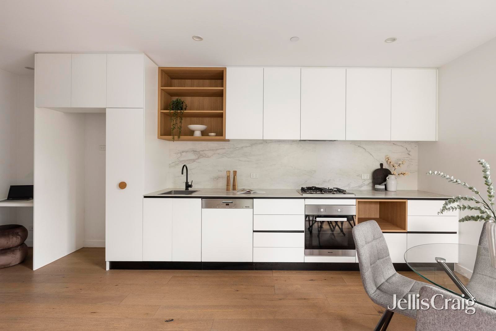 101/204-206 Lower Heidelberg Road, Ivanhoe&nbsp;East image 3