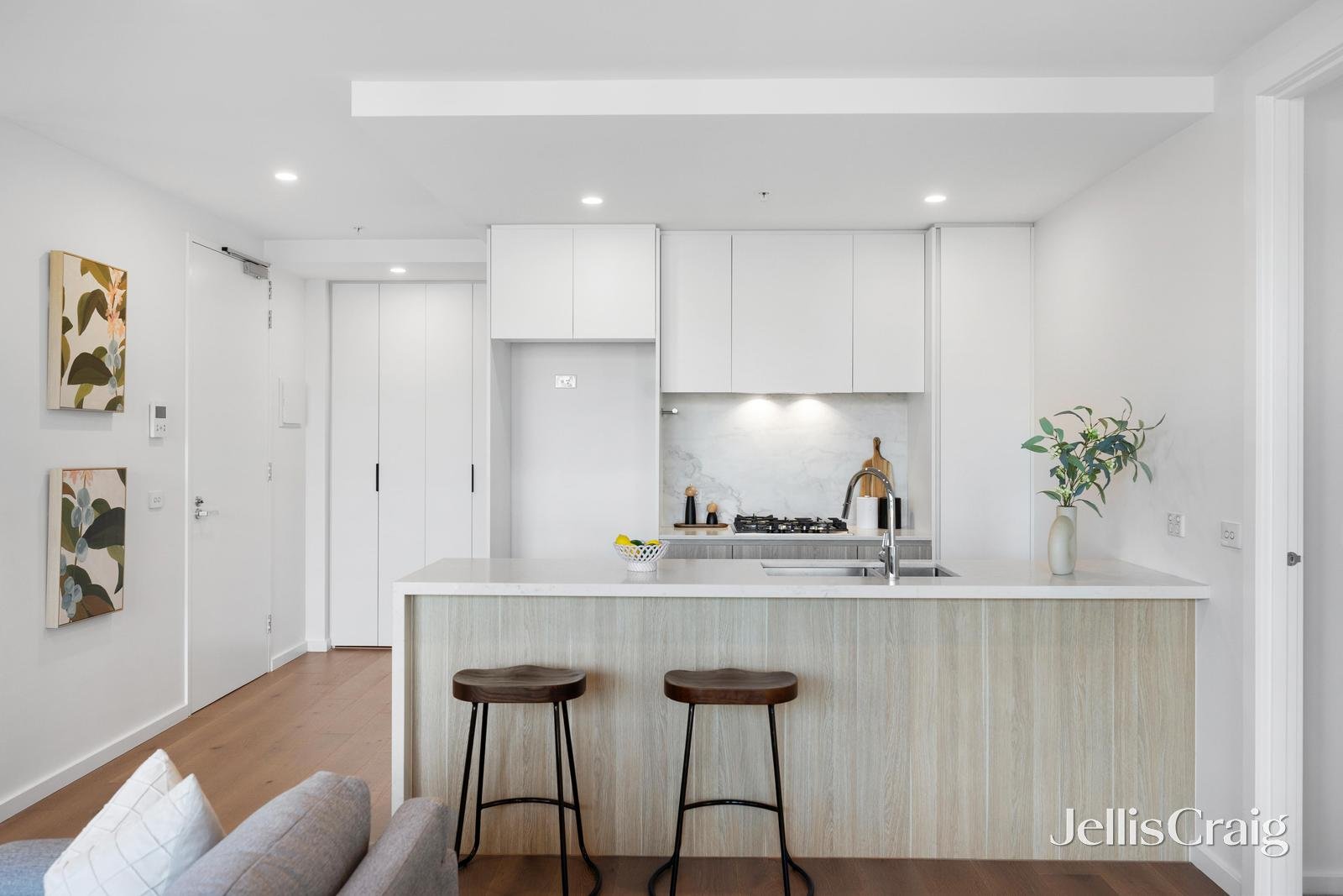 101/21 Collins Street, Chadstone image 3