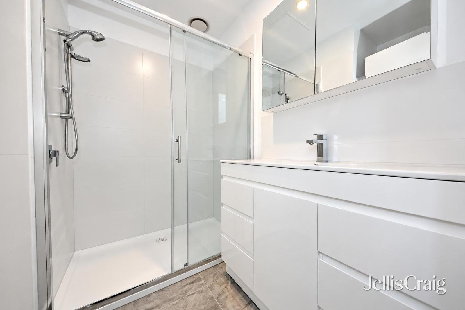 101/22 Shirley Avenue, Glen&nbsp;Waverley image 5