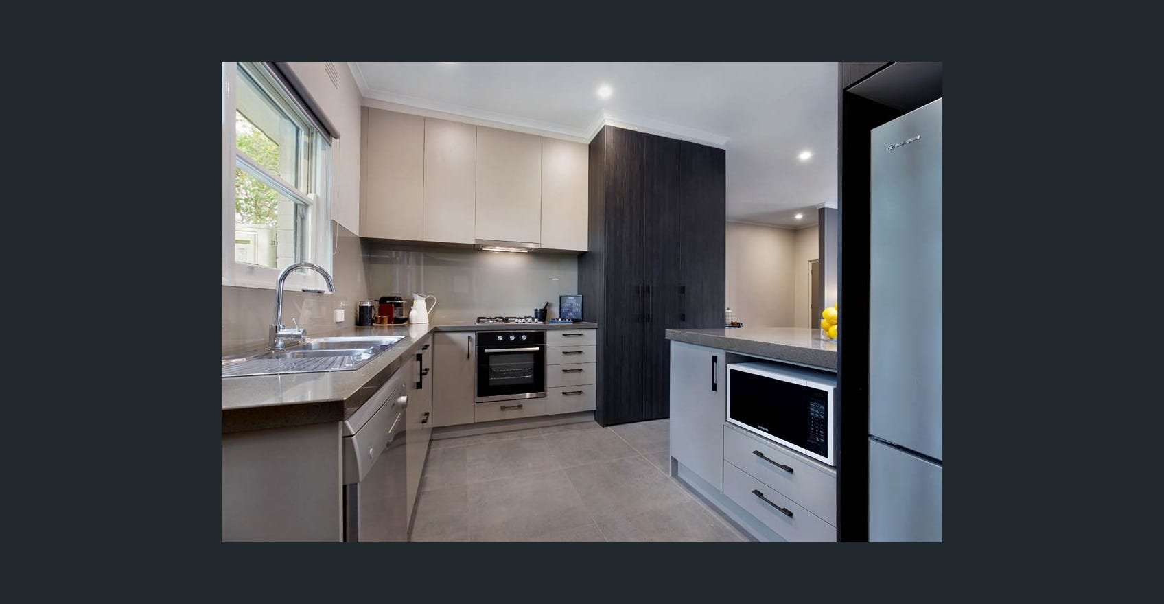 10/123 Dendy Street, Brighton East image 2