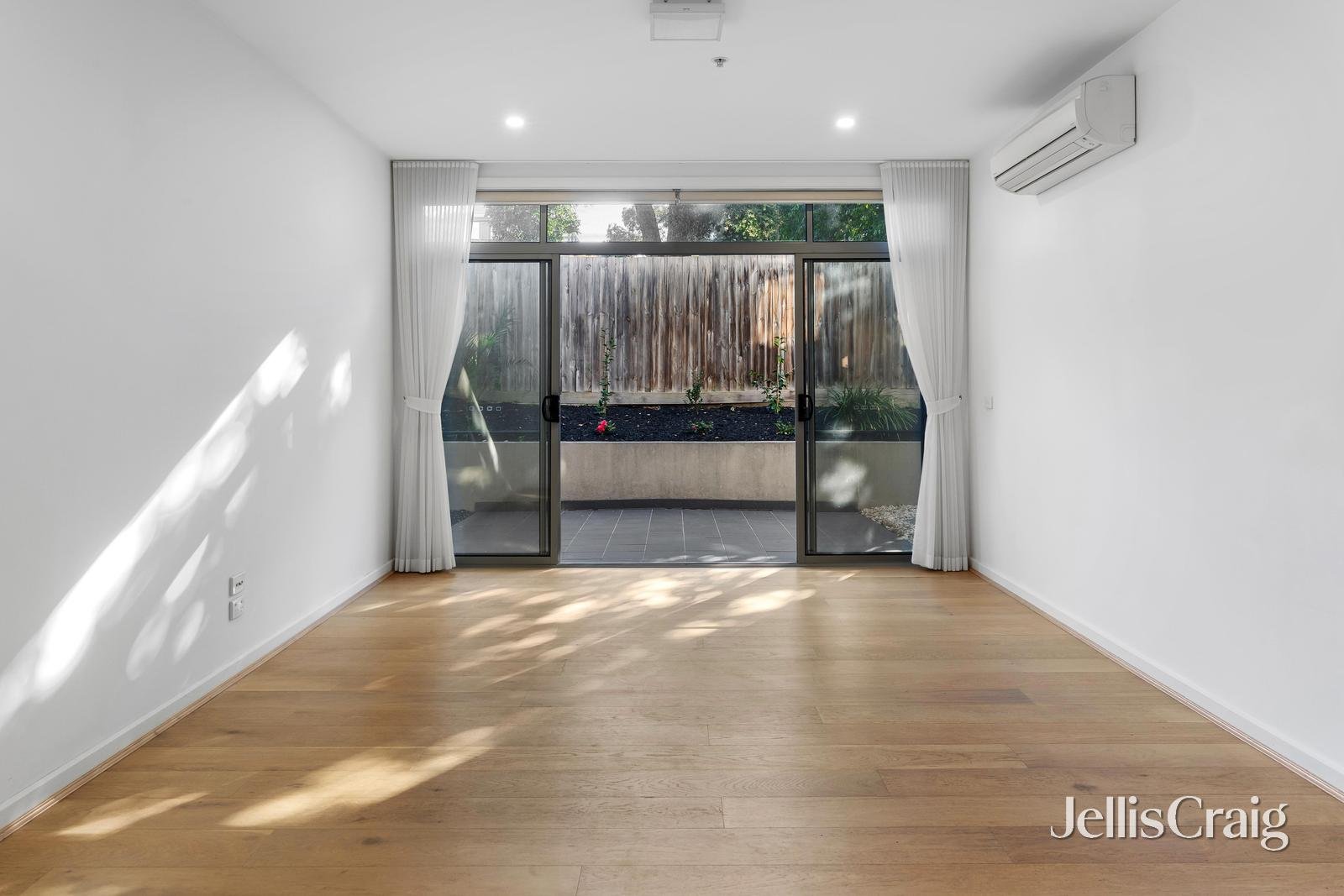 10/1245 Burke Road, Kew image 6