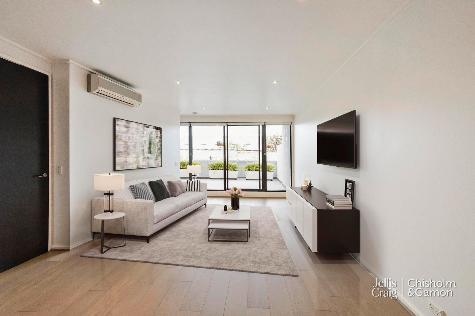 10/125 Ormond Road, Elwood image 4