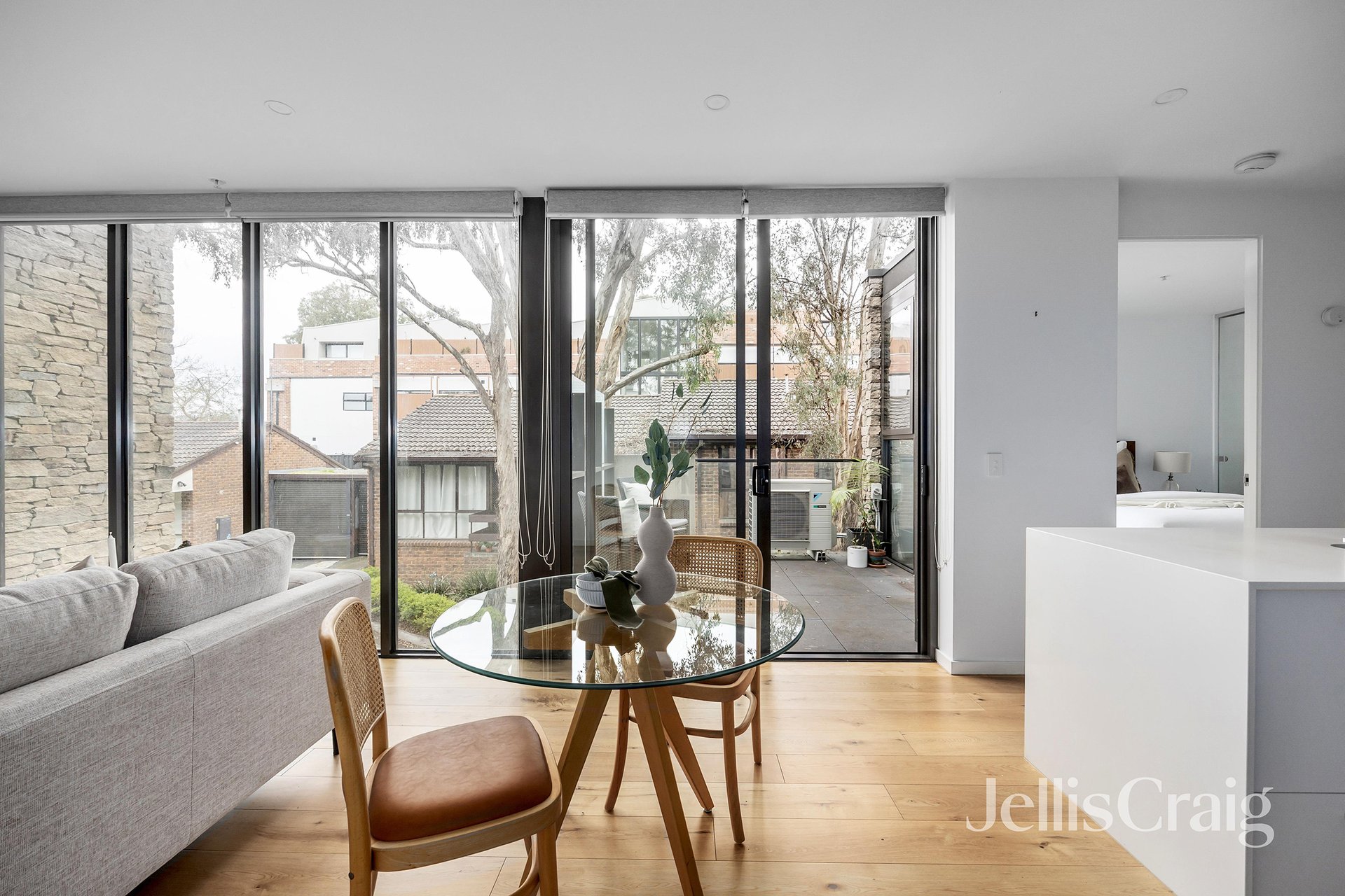 101/25 Pryor Street, Eltham image 5