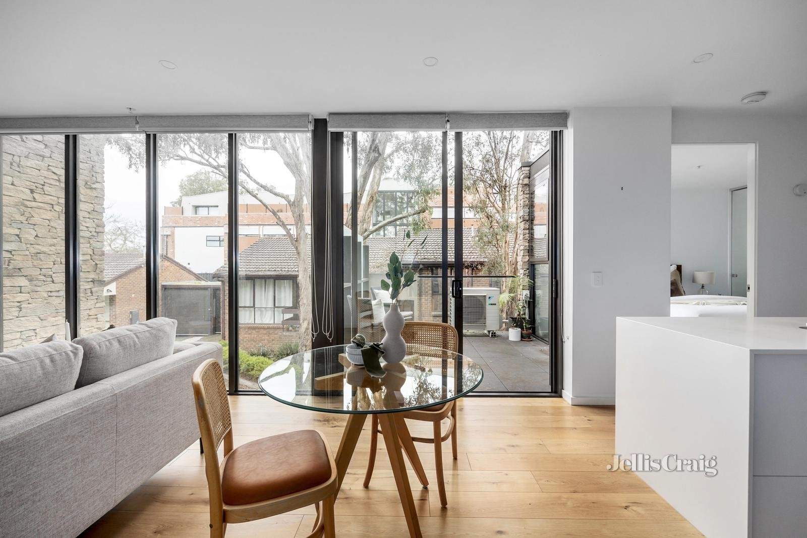 101/25 Pryor Street, Eltham image 4