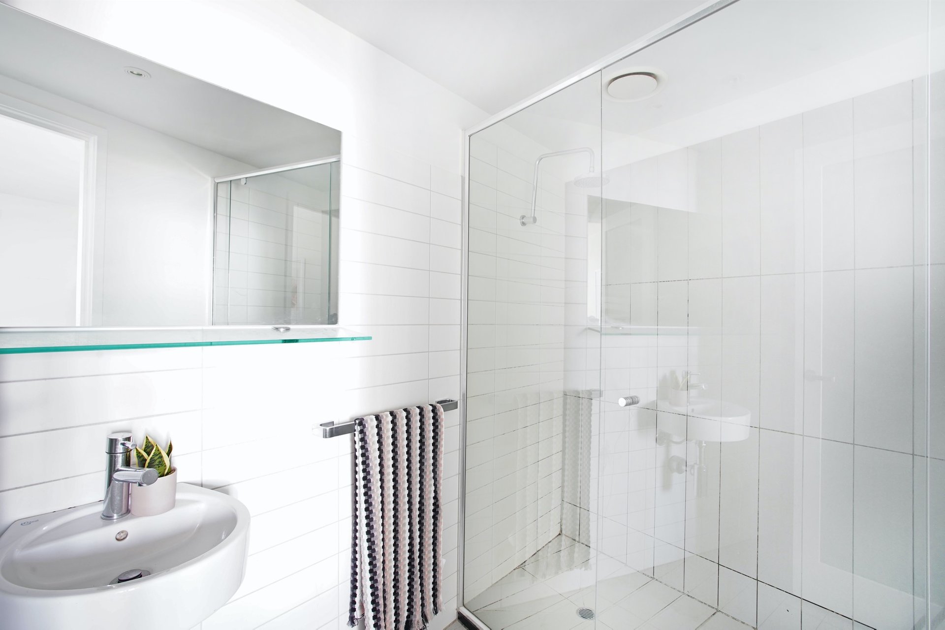 Property Gallery Thumbnail 11