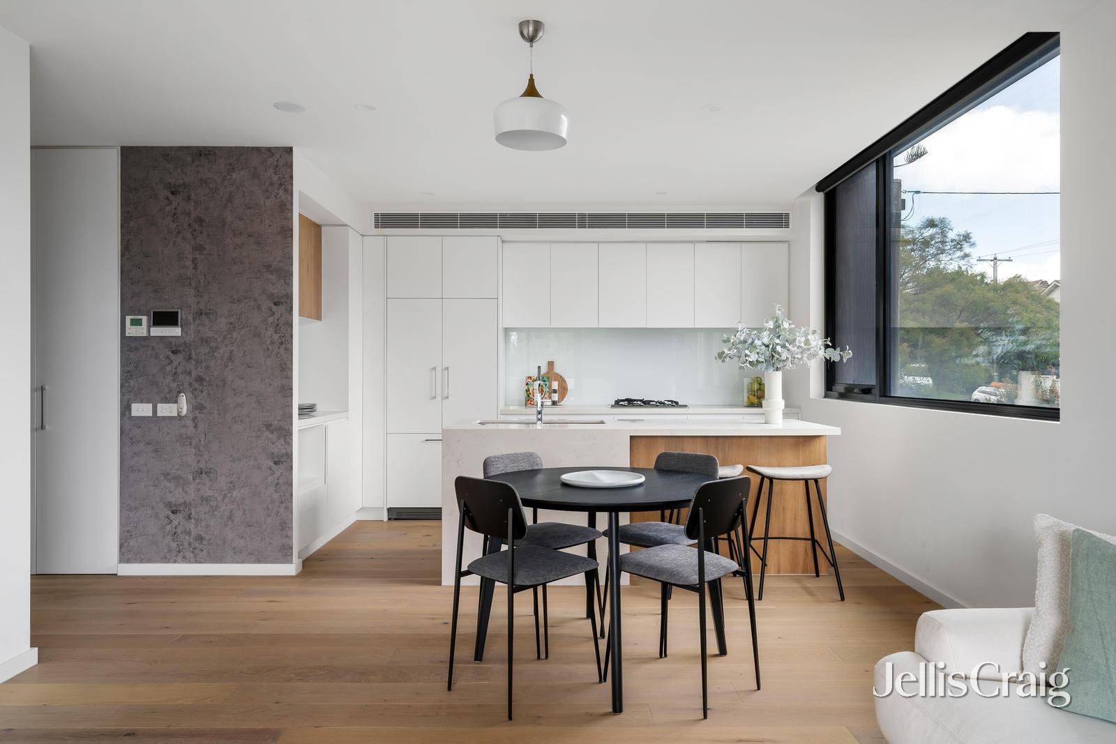 101/281 Barkers Road, Kew image 2