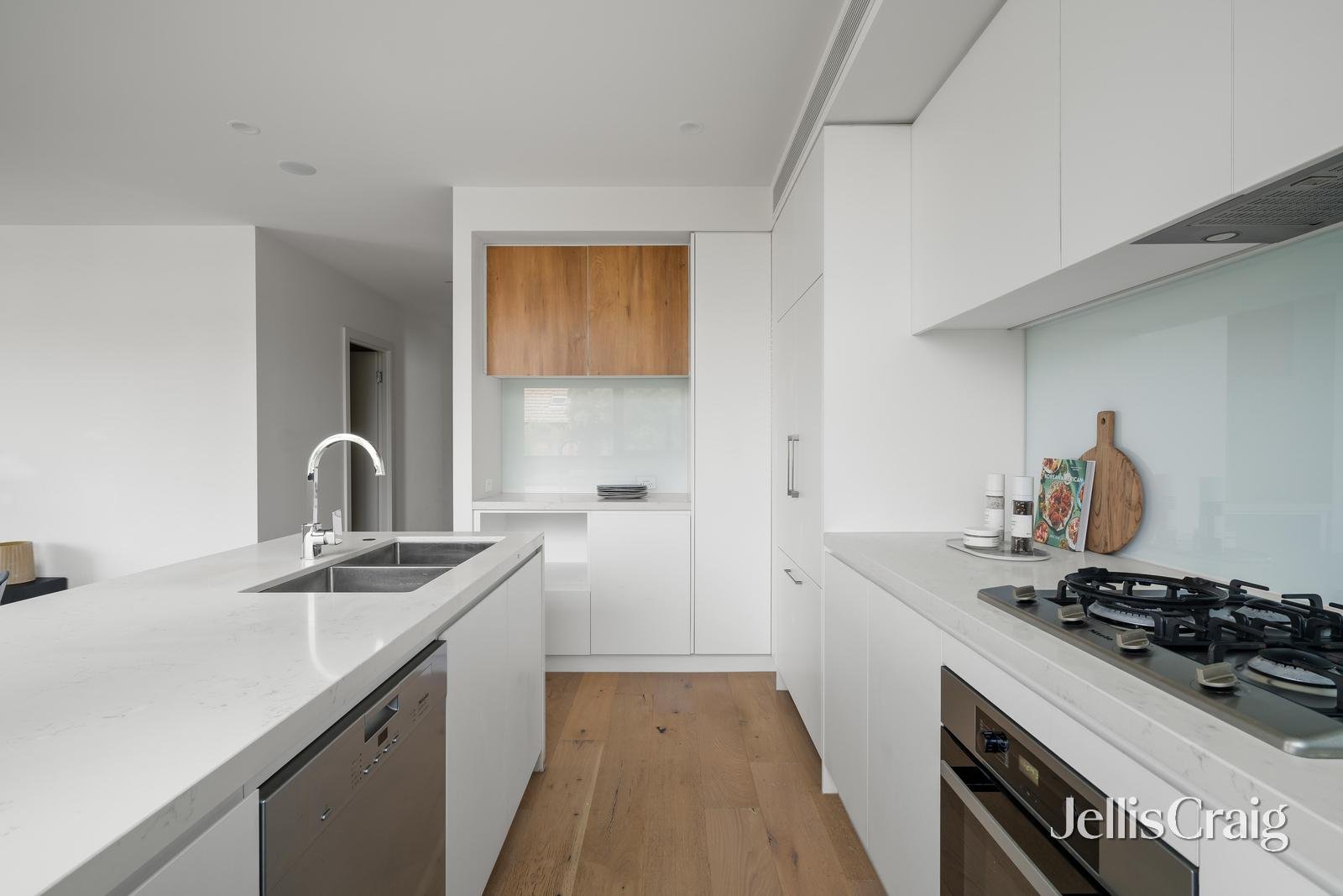 101/281 Barkers Road, Kew image 3