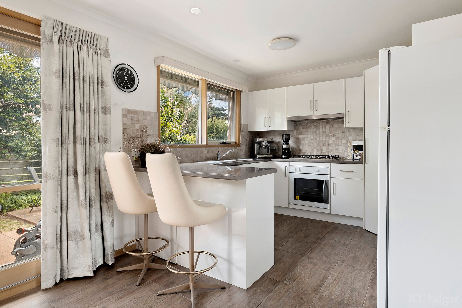 Property Gallery Thumbnail 3