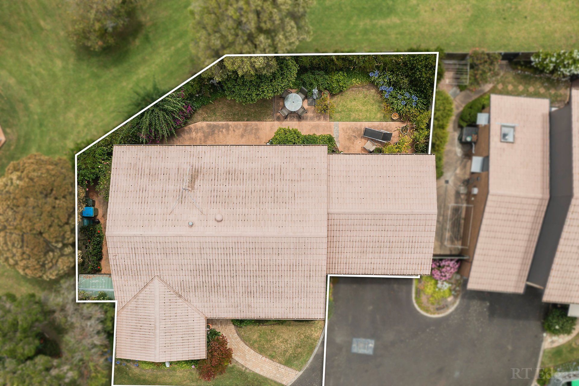 Property Gallery Thumbnail 6