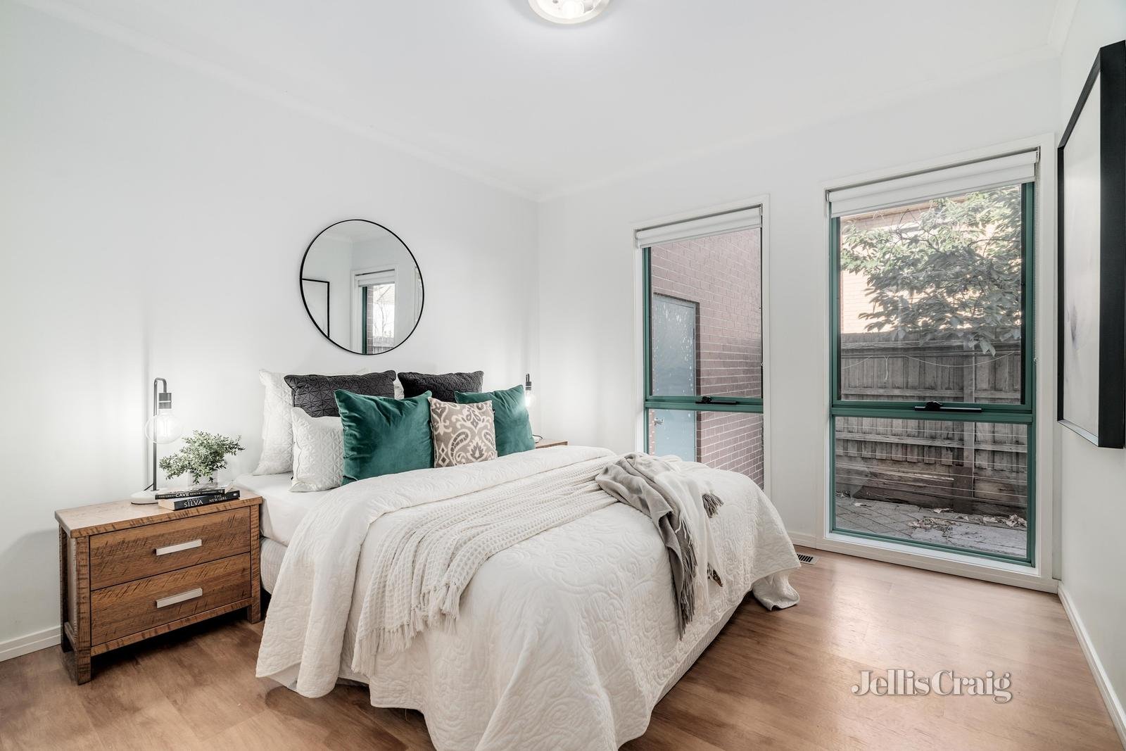 10/13 Hope Court, Kew image 6