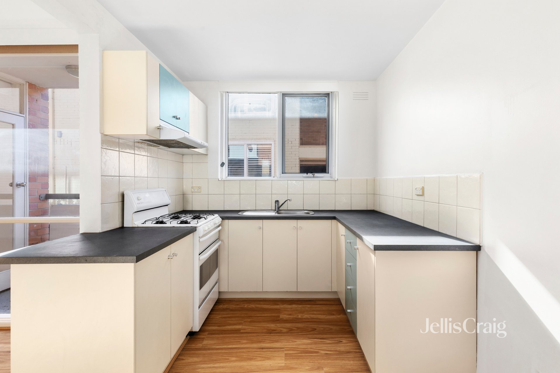 10/130 Alexandra Street, St&nbsp;Kilda&nbsp;East image 3