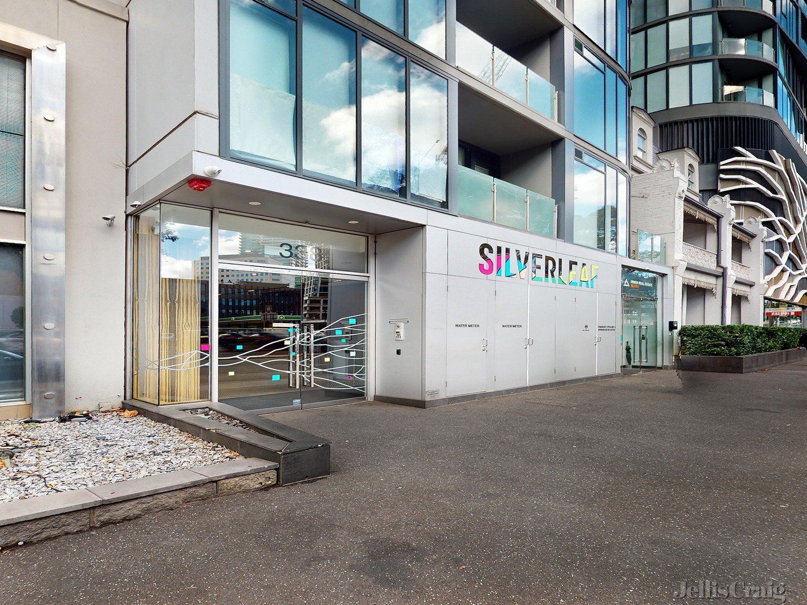 1013/338 Kings Way, South Melbourne image 10