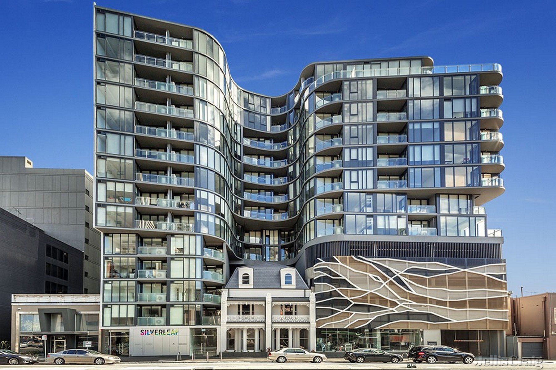 1013/338 Kings Way, South Melbourne image 9