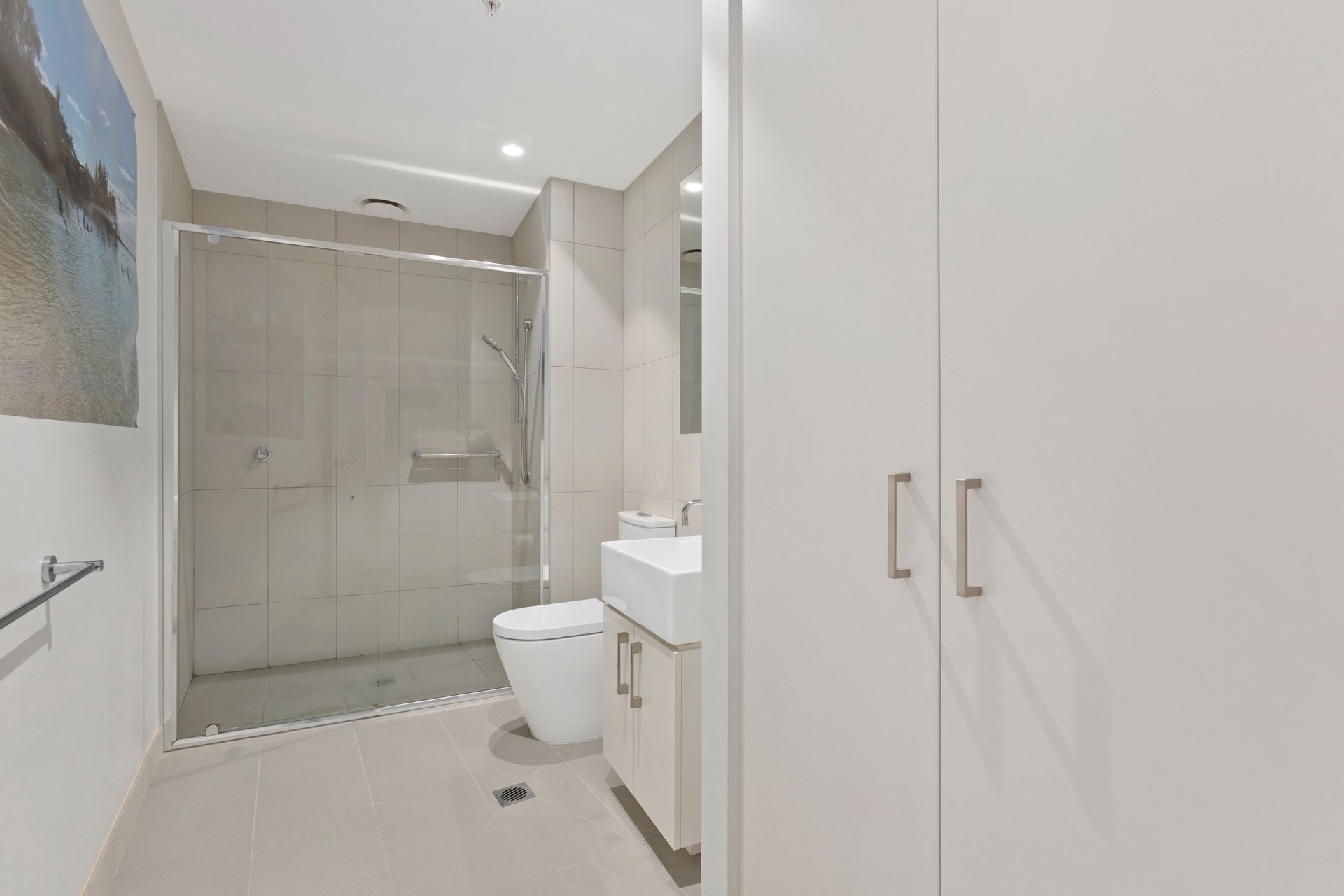 101 / 336 South Road Hampton East