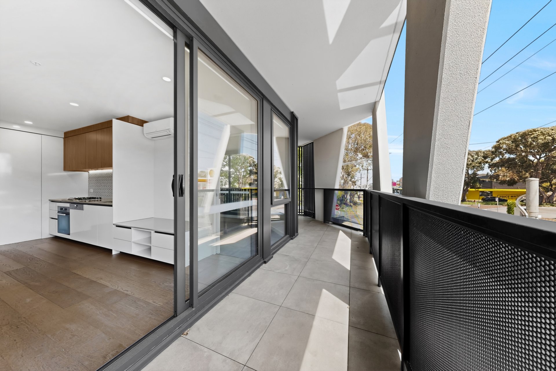 101/340 Whitehorse Road, Balwyn image 4