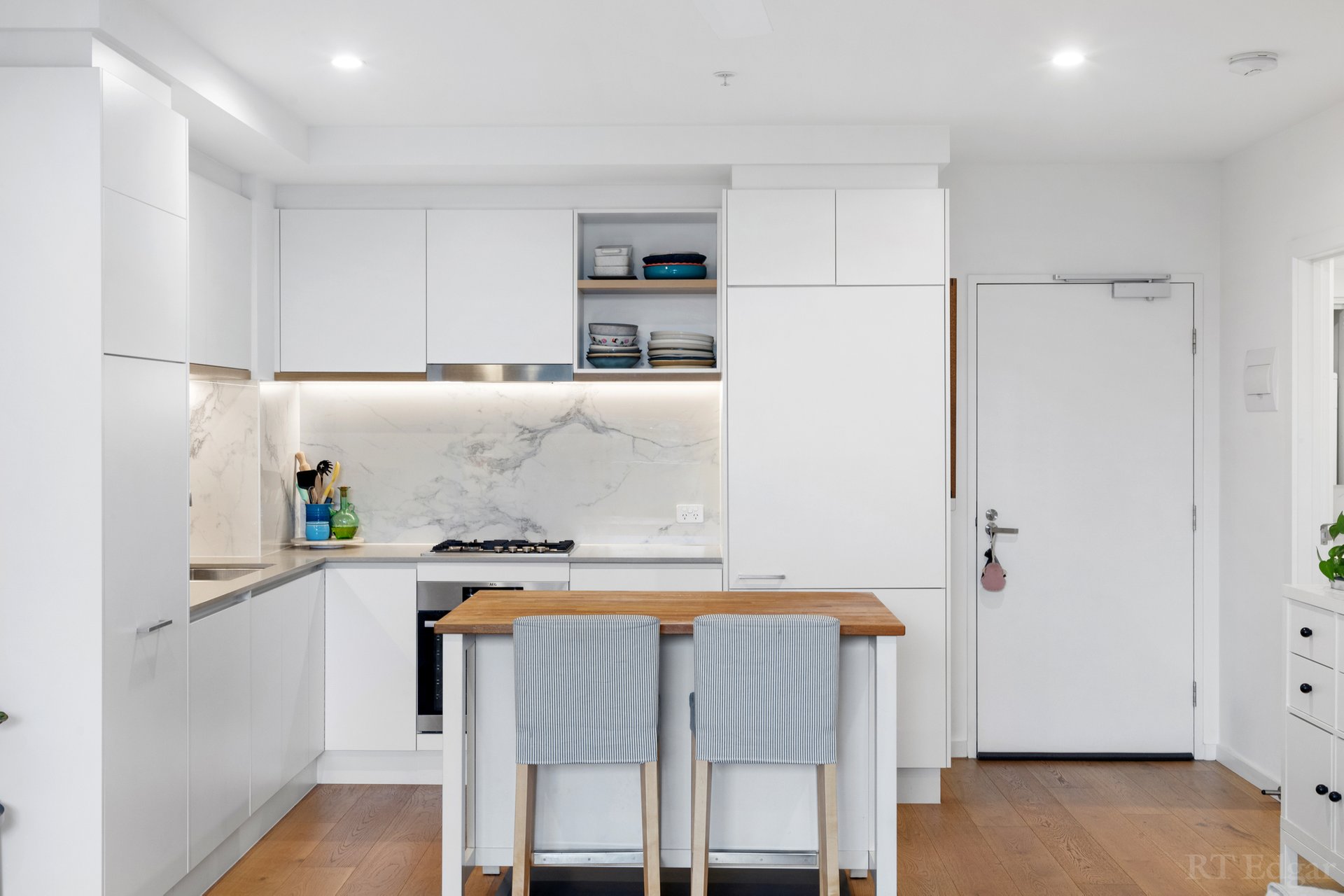 Property Gallery Thumbnail 7